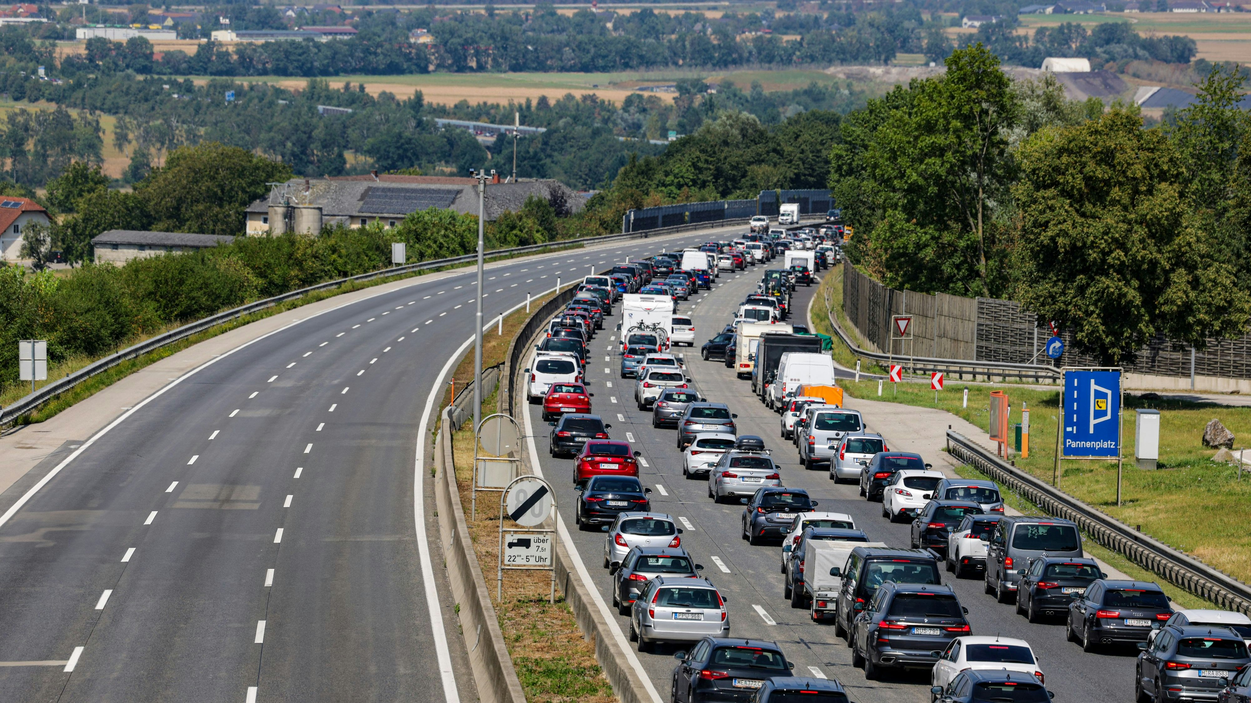 Heute.at - Dringende Reparatur! Nachtsperre auf der Westautobahn