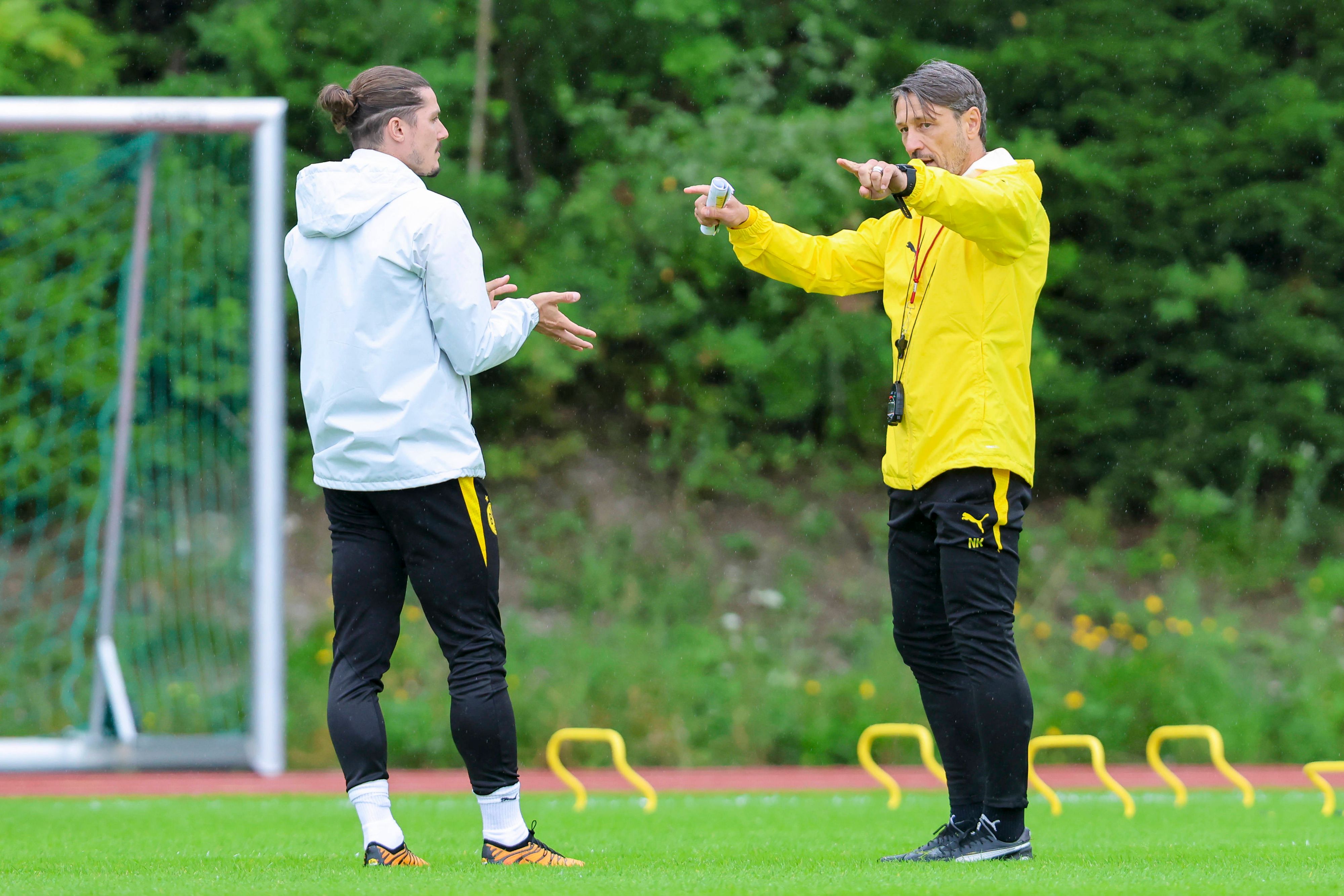 Trainer Niko Kovac im Gespräch mit ÖFB-Star Marcel Sabitzer.