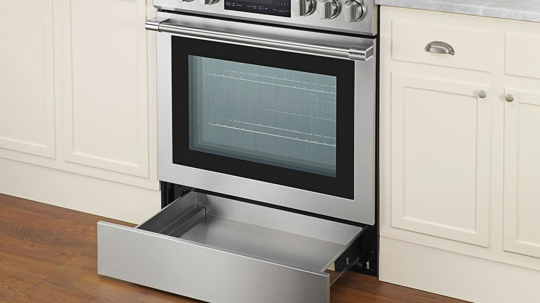 Heute.at - Dafür ist die Schublade unter dem Ofen wirklich gedacht