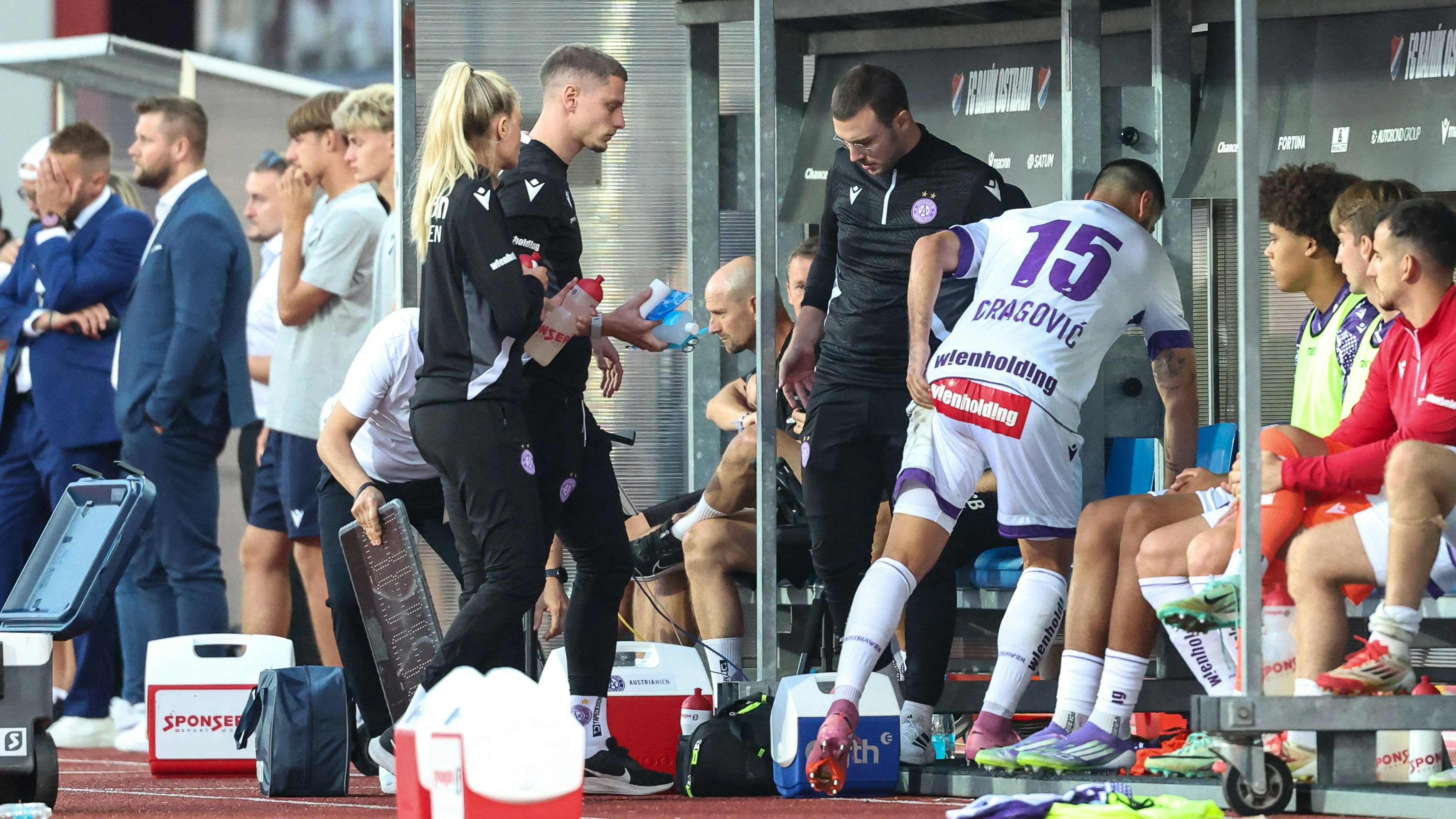 Heute.at - Dragovic: Ich fürchte, es ist ein Muskelfaserriss