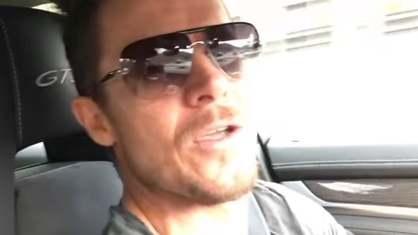 Heute.at - Partnerin trauert in Gänsehaut-Video um Baumgartner