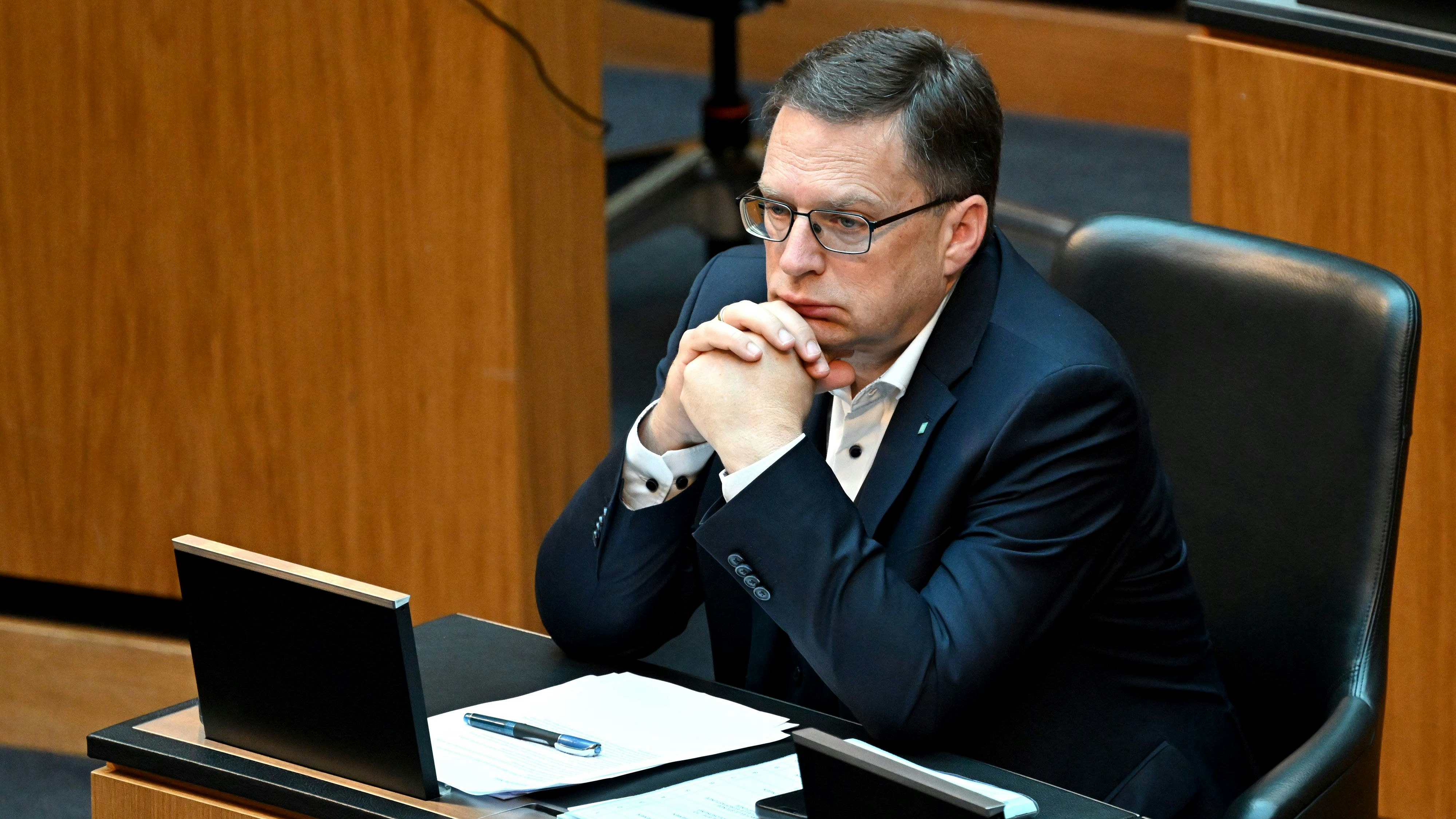 Heute.at - Jetzt fix! ÖVP-Klubchef Wöginger muss vor Gericht