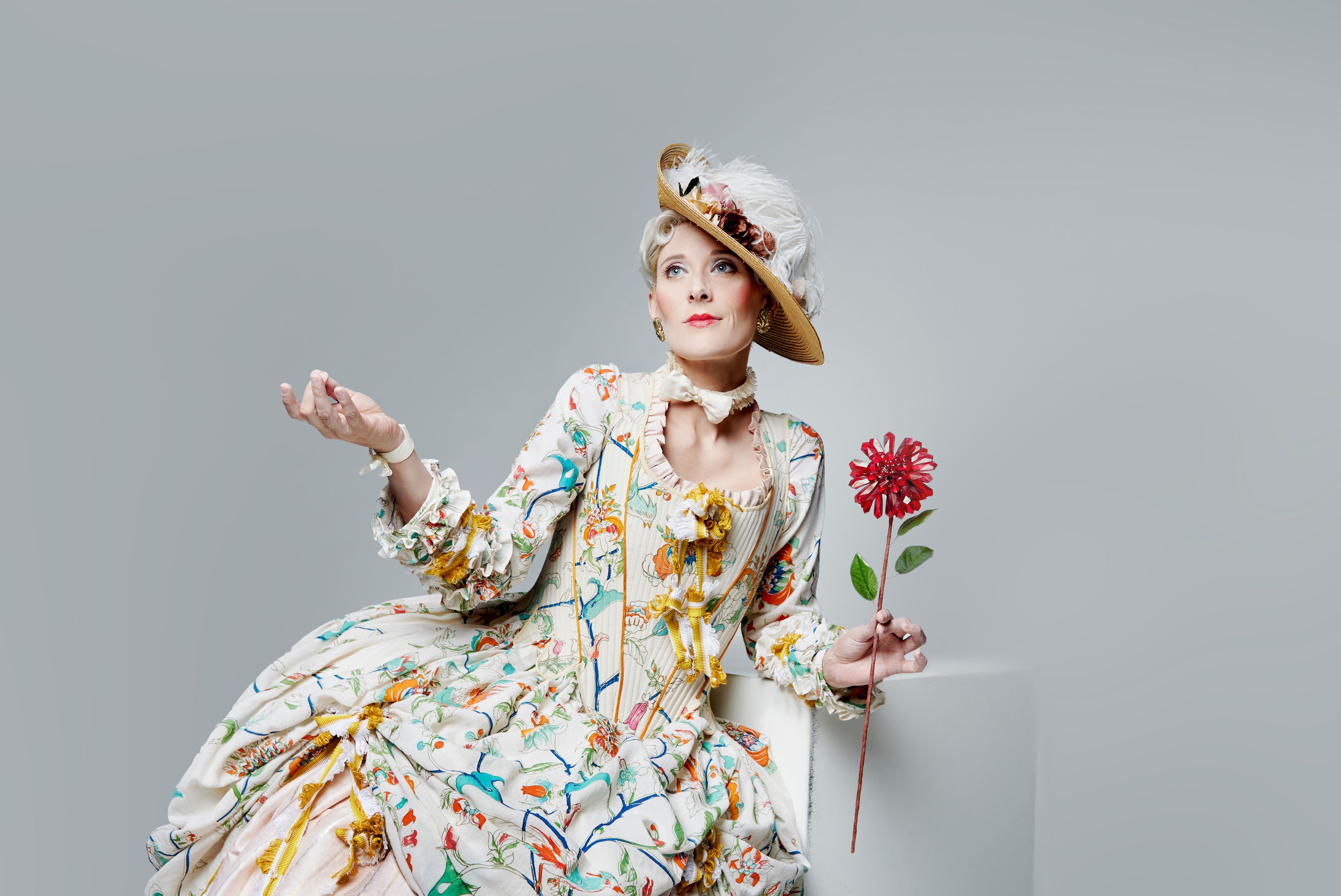 Kostüm der EURILLA: Stoffrekonstruktion aus der Antecamer Josef II. in Schloss Hof