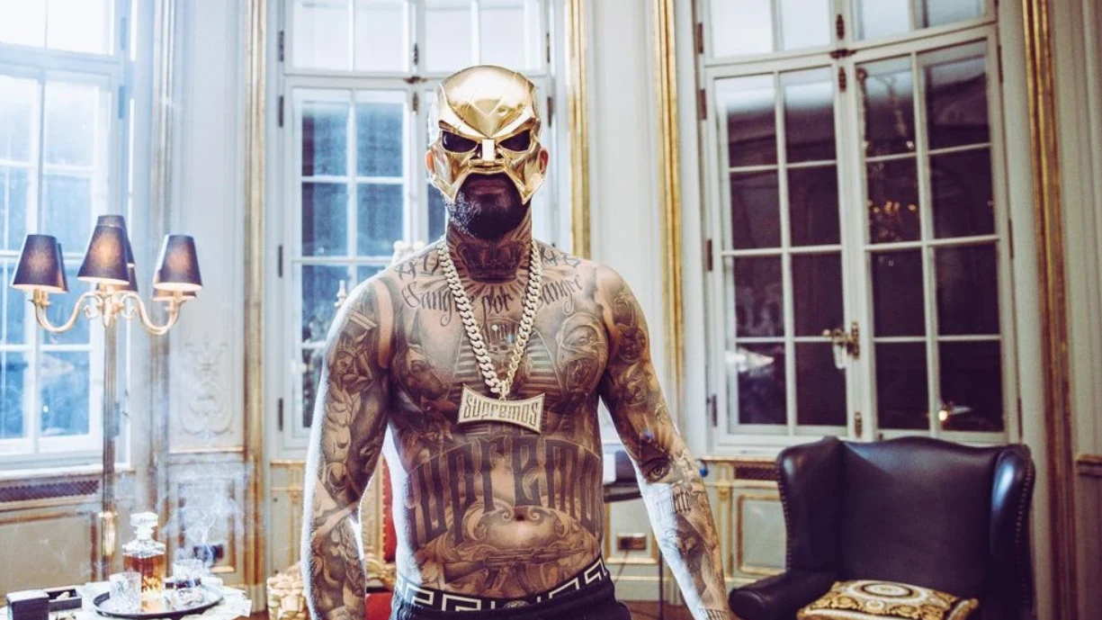 Rapper 18 Karat wird abgeschoben.