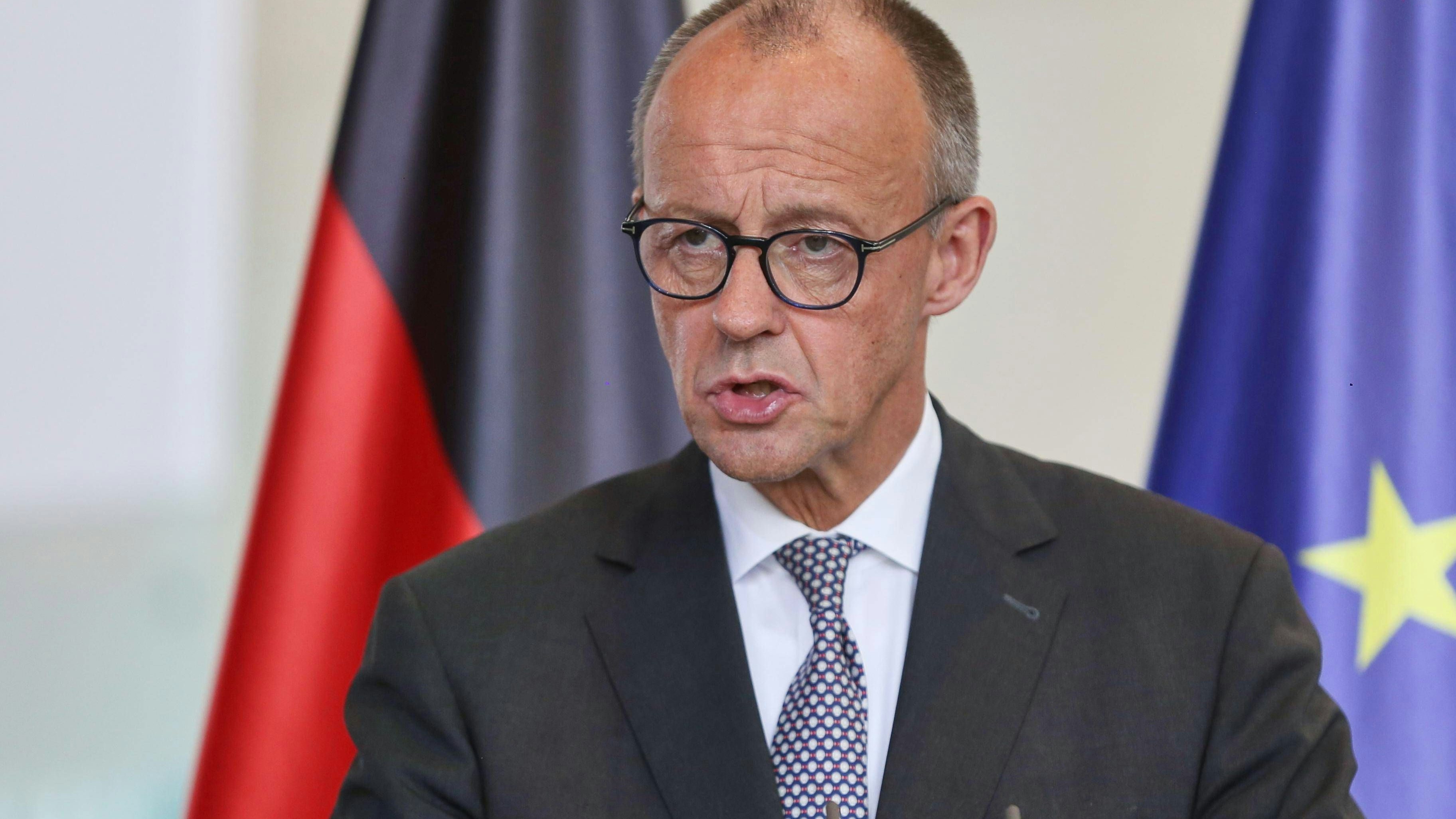 Heute.at - Merz plant virtuellen Gipfel mit Trump und Selenskyj