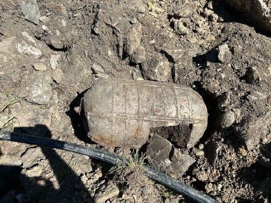 Das Objekt stellte sich als Sauerstoffbehälter eines US-Bombers aus dem 2. Weltkrieg heraus.