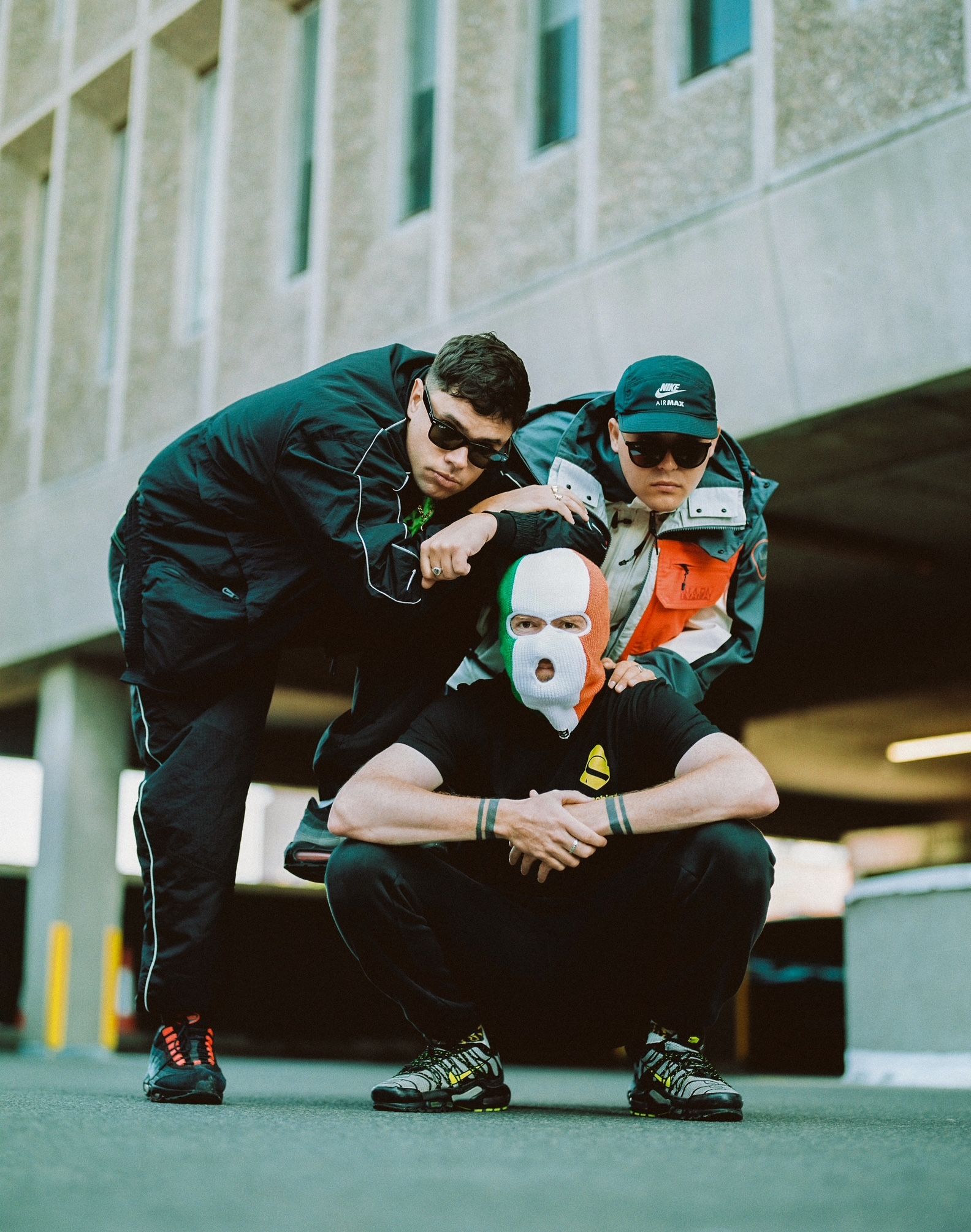 Der Rap-Band <strong>Kneecap</strong> wird antisemitische Hassrede sowie die Verherrlichung der Terror-Organisationen Hamas und Hisbollah vorgeworfen.