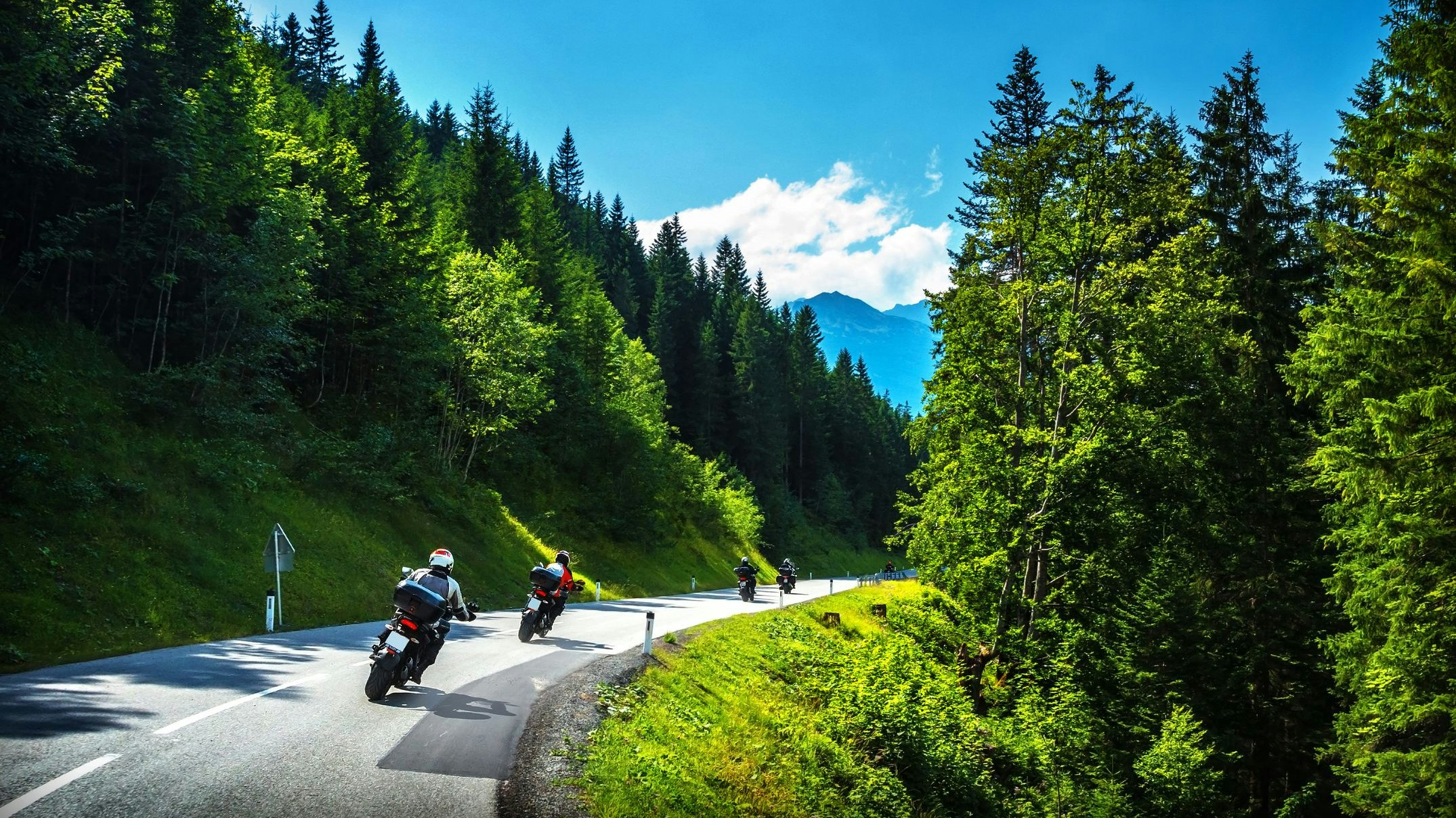 Heute.at - Blinder kassiert Pflegegeld, postet von Motorradtour