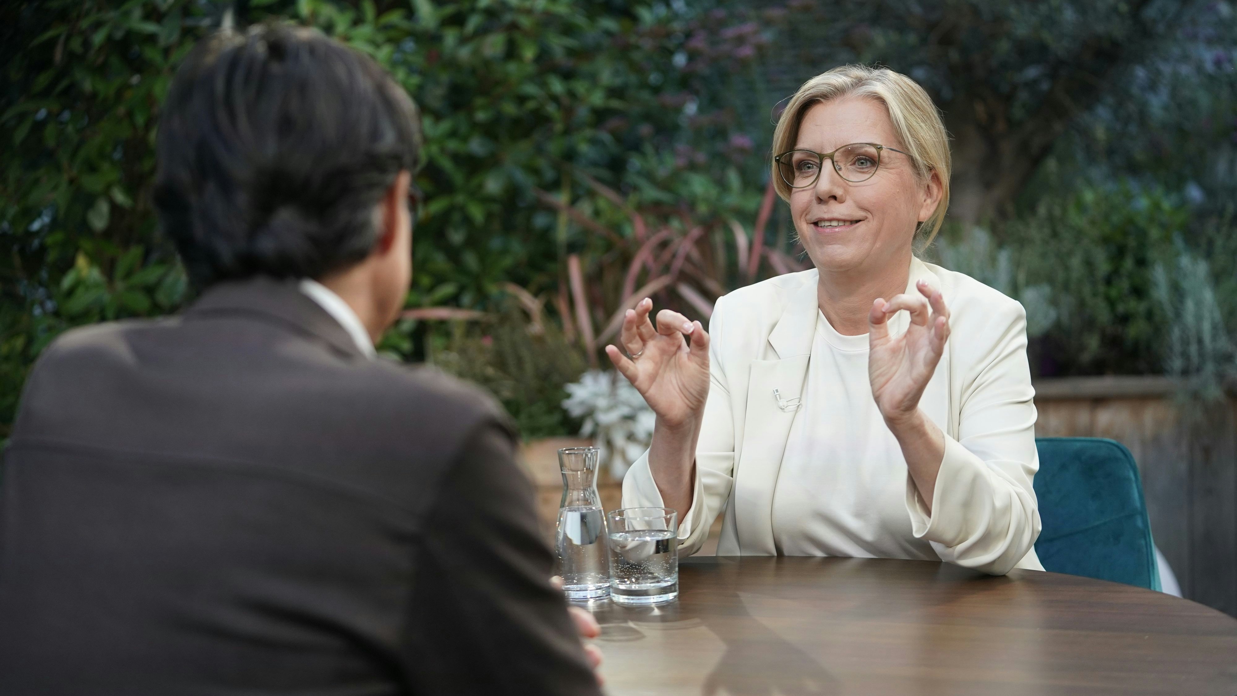 Heute.at - Das ist ein Gerücht – Gewessler packt im ORF aus