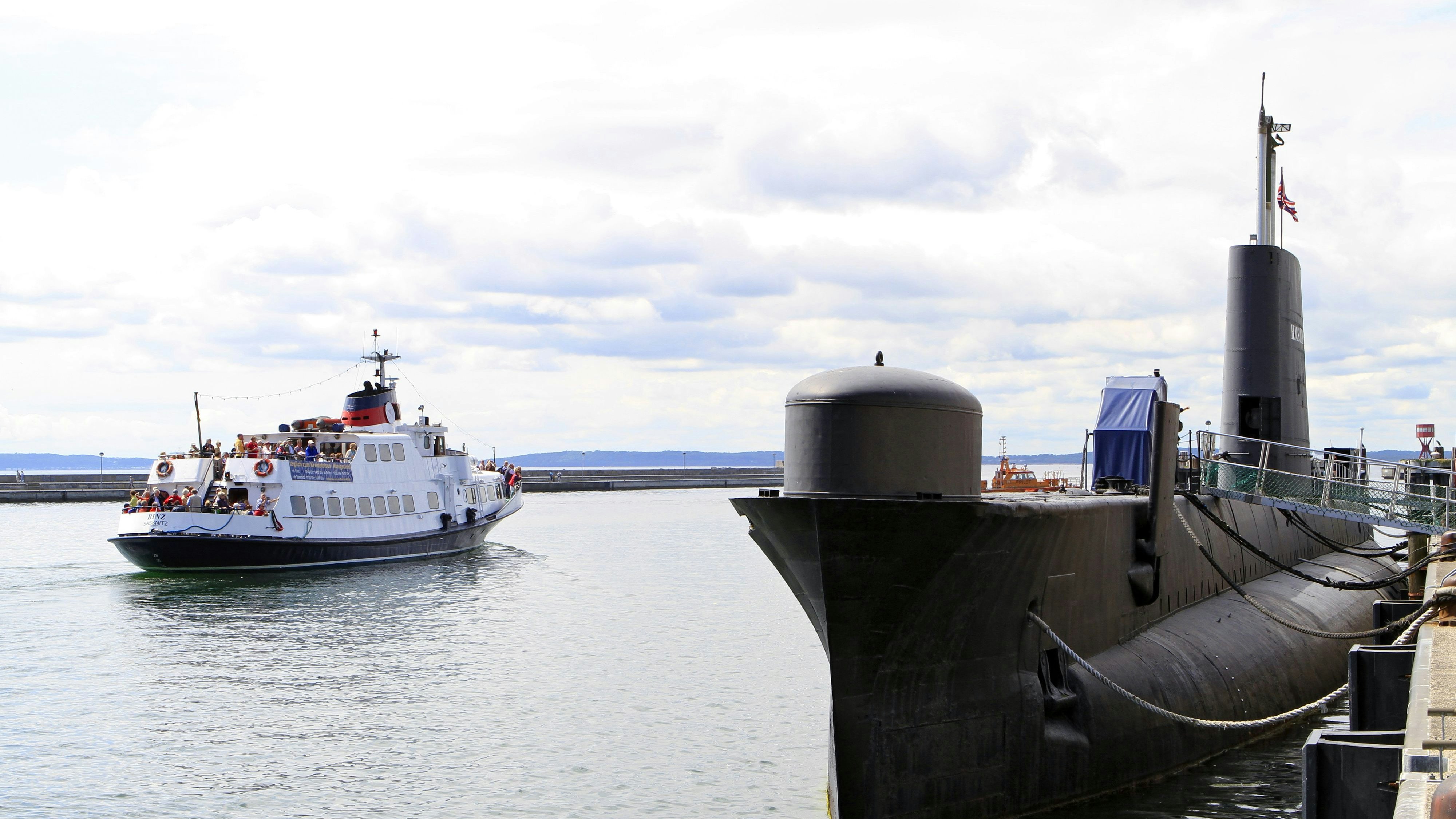 Heute.at - Rügen-Urlauber filmt U-Boot – erlebt böse Überraschung