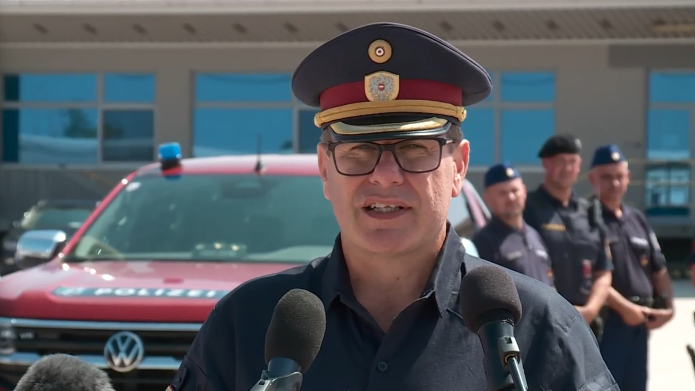 Bundespolizeidirektor Michael Takács in Nickelsdorf am 12. August 2025.
