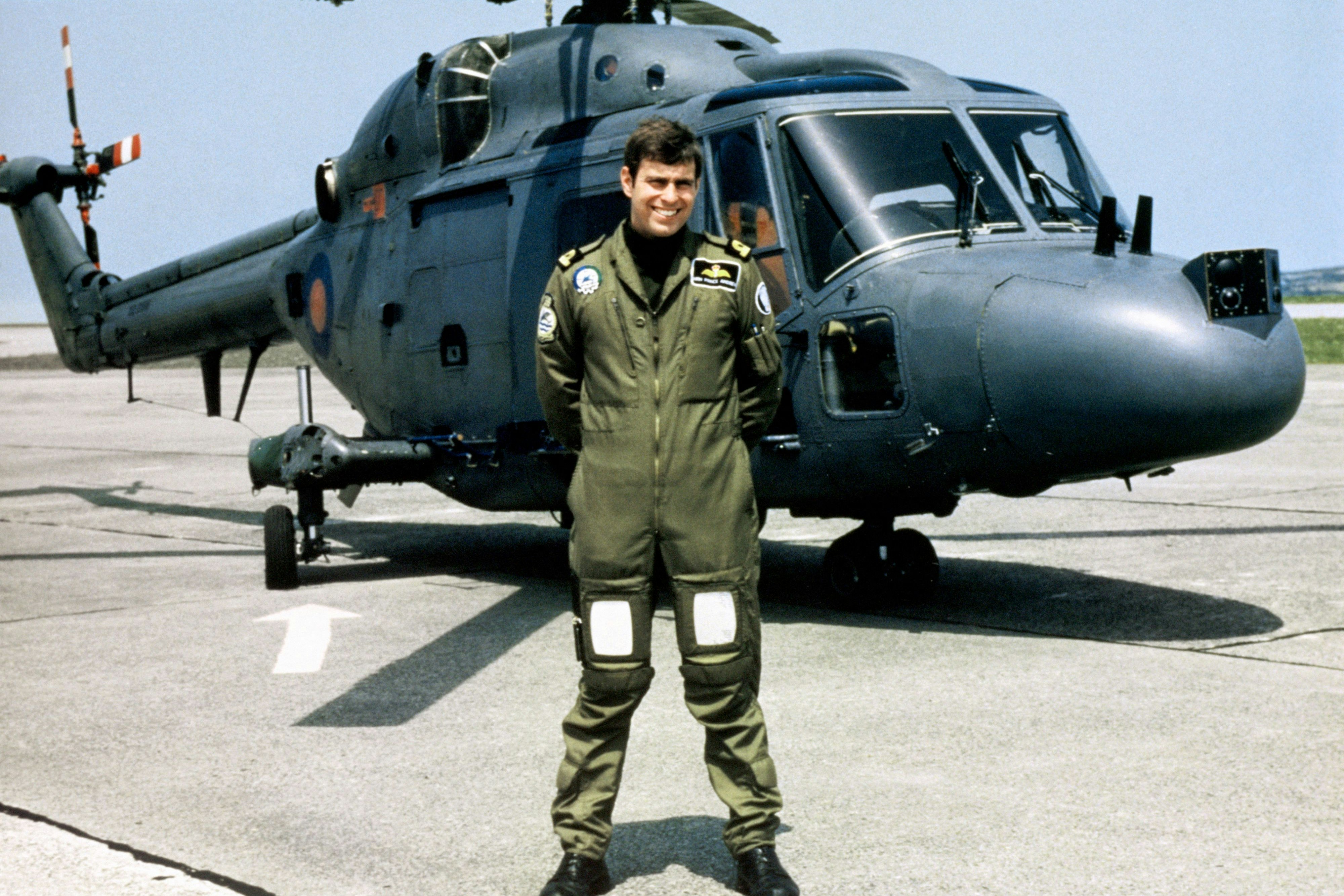 22 Jahre lang diente Andrew als Hubschrauberpilot bei der Royal Navy