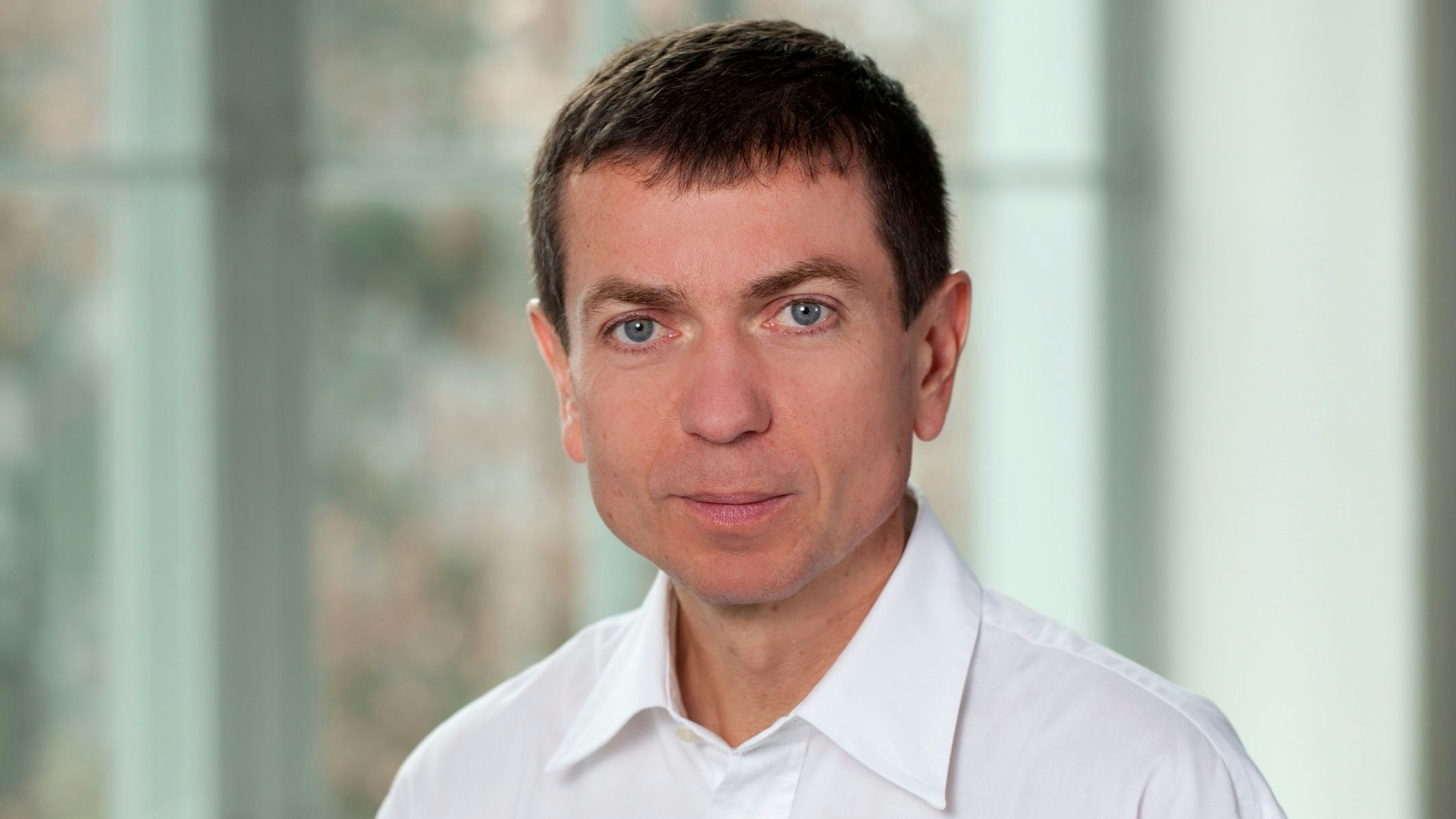 Univ.-Prof. Dr. Rudolf Valenta, Präsident des IUIS-Kongresses 2025 und Professor für Allergologie am Institut für Pathophysiologie und Allergieforschung der MedUni Wien, forscht daran, das Leben von Allergikern zu verbessern.