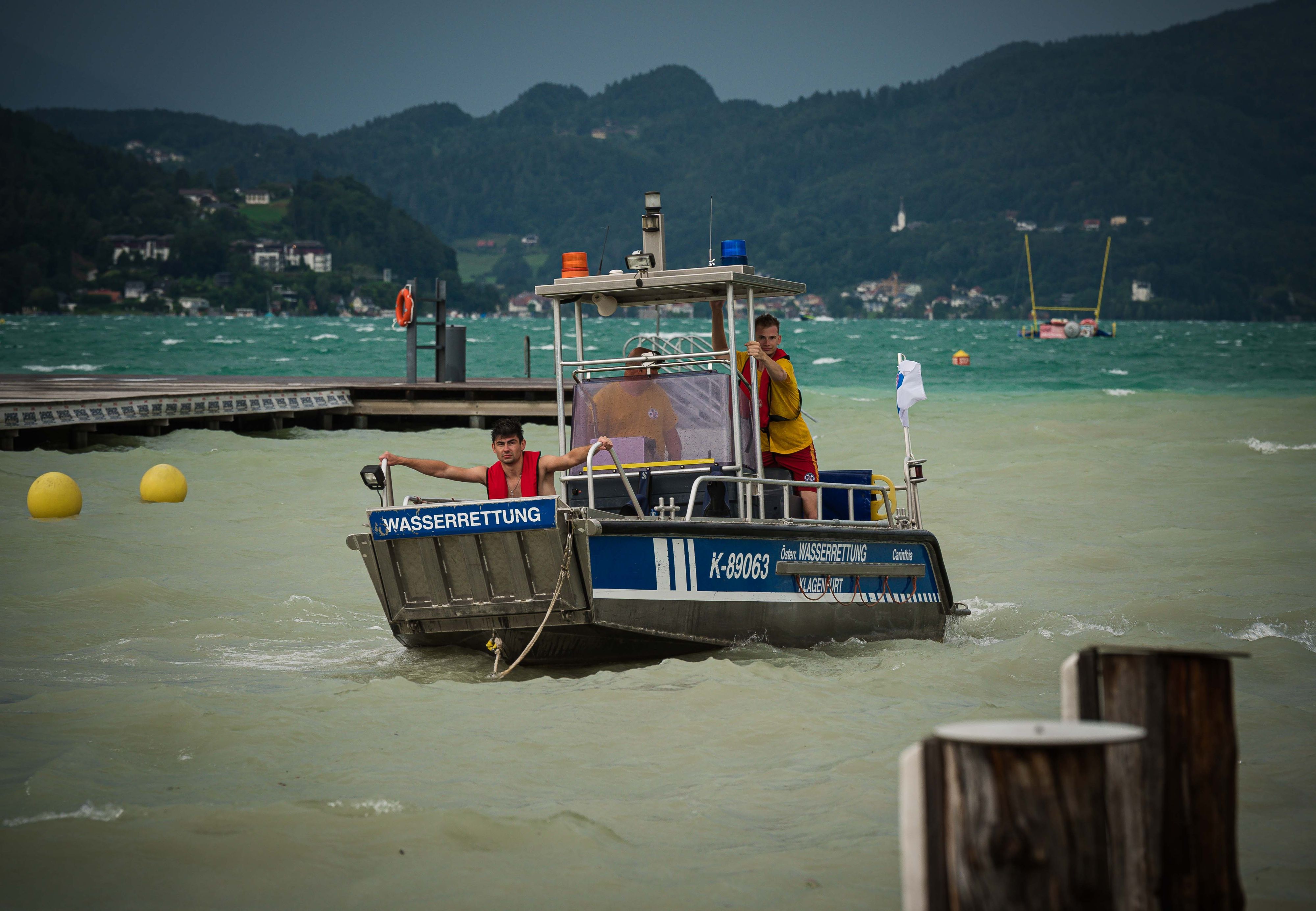 Die Wasserrettung stand im Einsatz (Symbolbild).