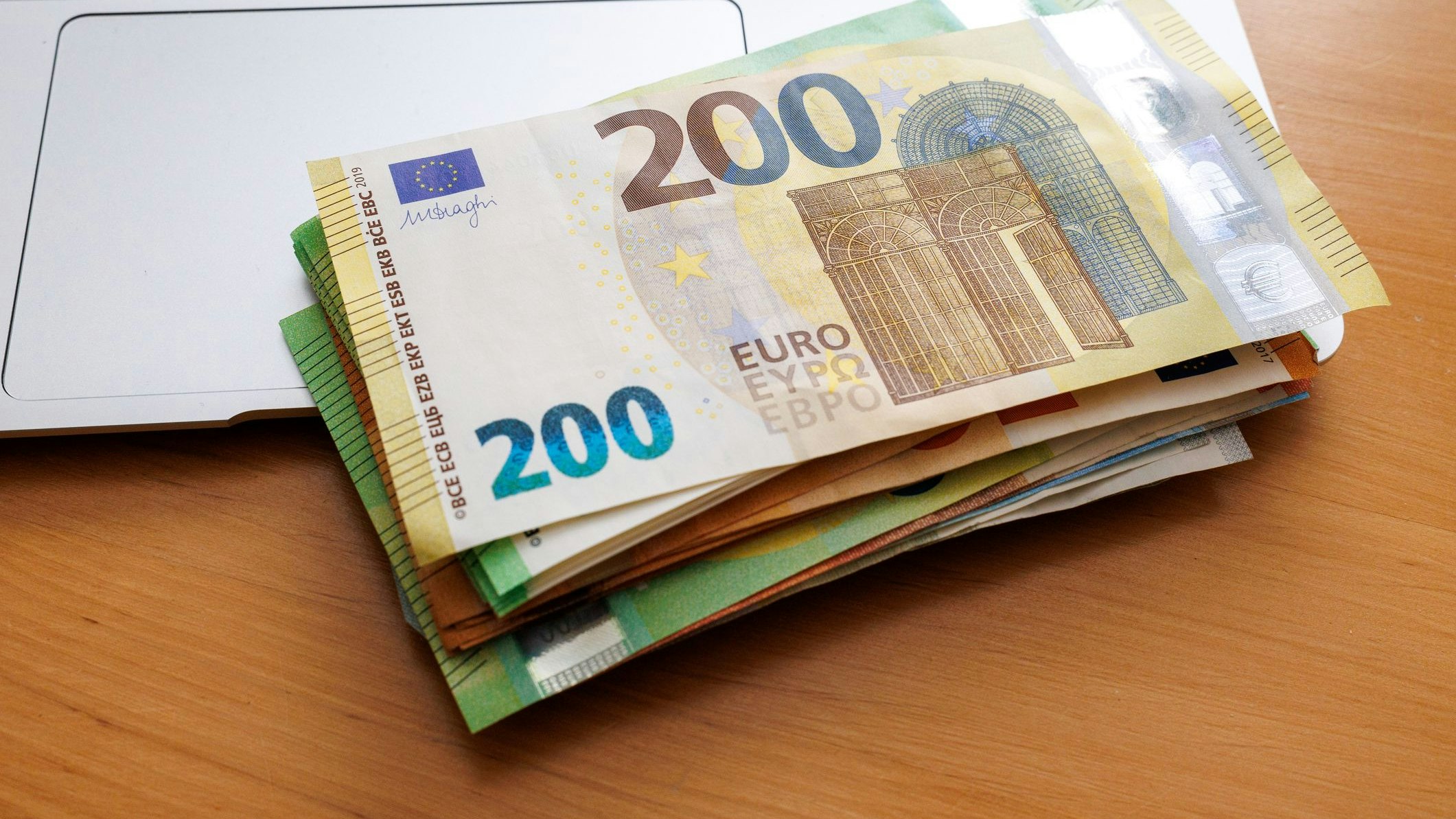 Heute.at - 186.273 € erschlichen – Mann kassiert 18 Jahre lang ab