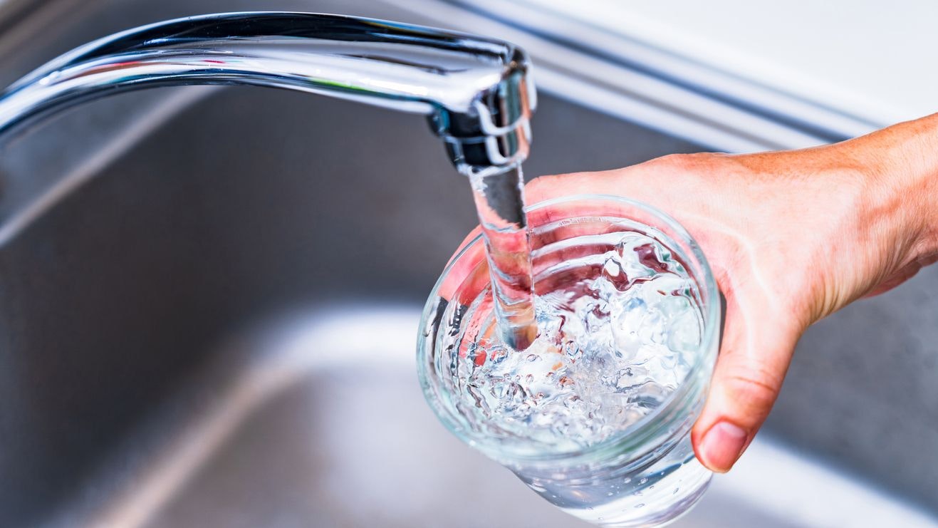 Heute.at - Bakterien im Trinkwasser – jetzt liefert Stadt Update