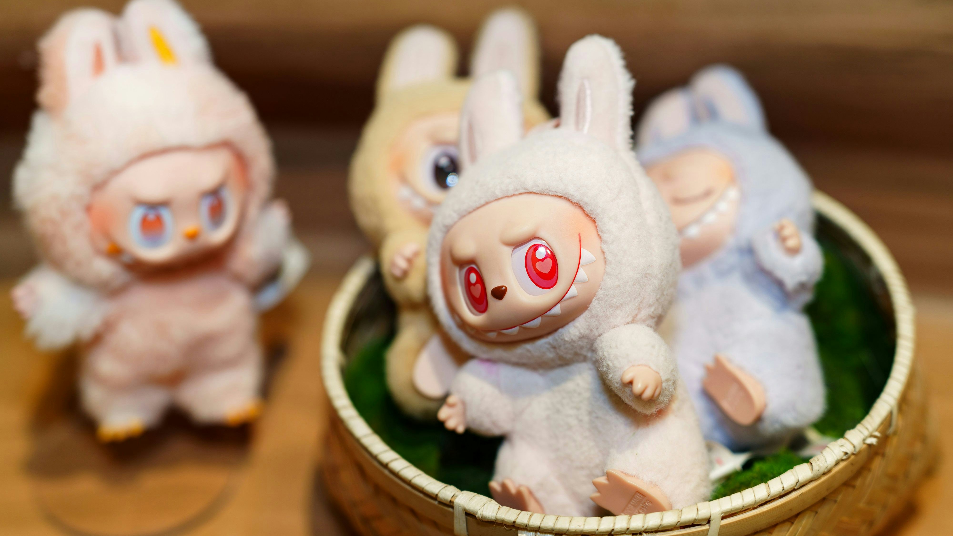 Ein Plüschmonster spaltet die Gemüter: Für die einen sind sie süß, die anderen finden sie schrecklich. Kalt lassen sie (fast) keinen.