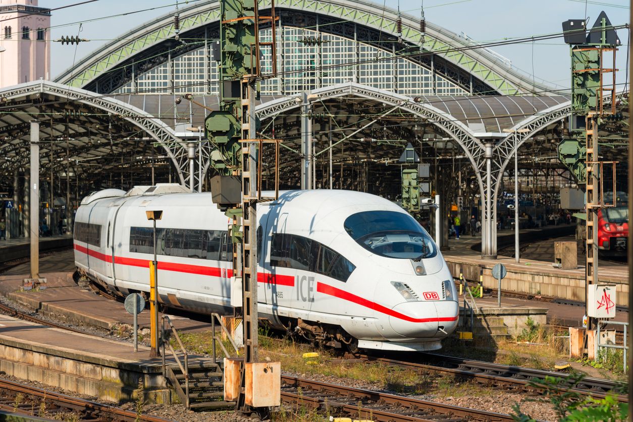 Nach anhaltender Kritik muss der Chef der Deutschen Bahn gehen. (Symbolbild)