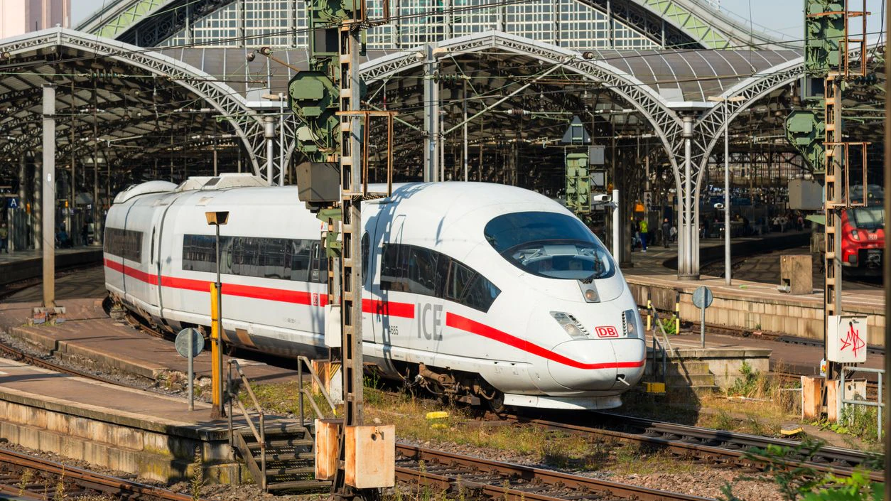 Heute.at - Gluthitze da – die Bahn rät plötzlich von Zugreisen ab