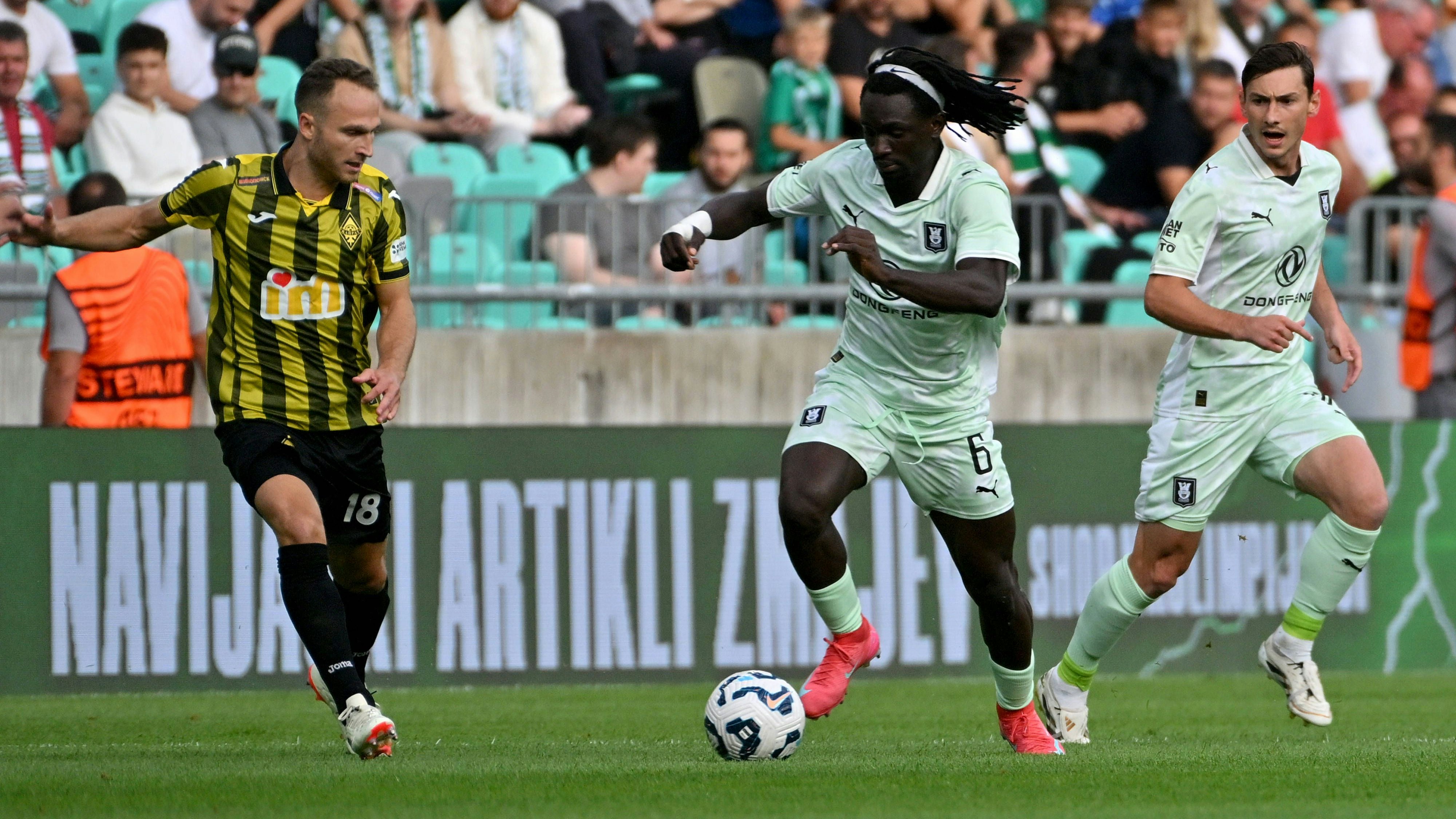 Heute.at - Präsident bestätigt! WAC will brutalen Spieler