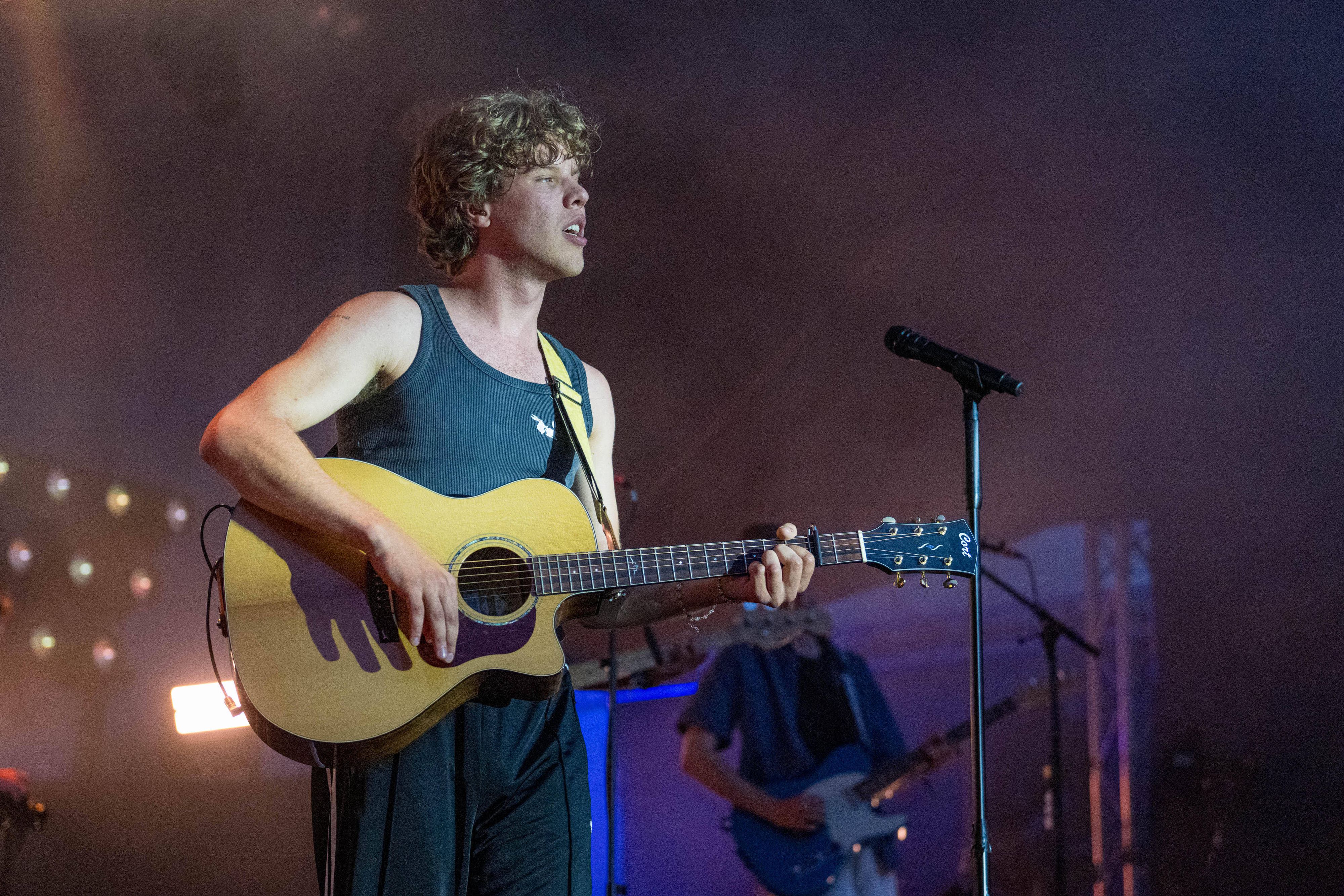 Der deutsche Musiker Zartmann war auch am FM4 Frequency in St. Pölten - dachte aber ist woanders.