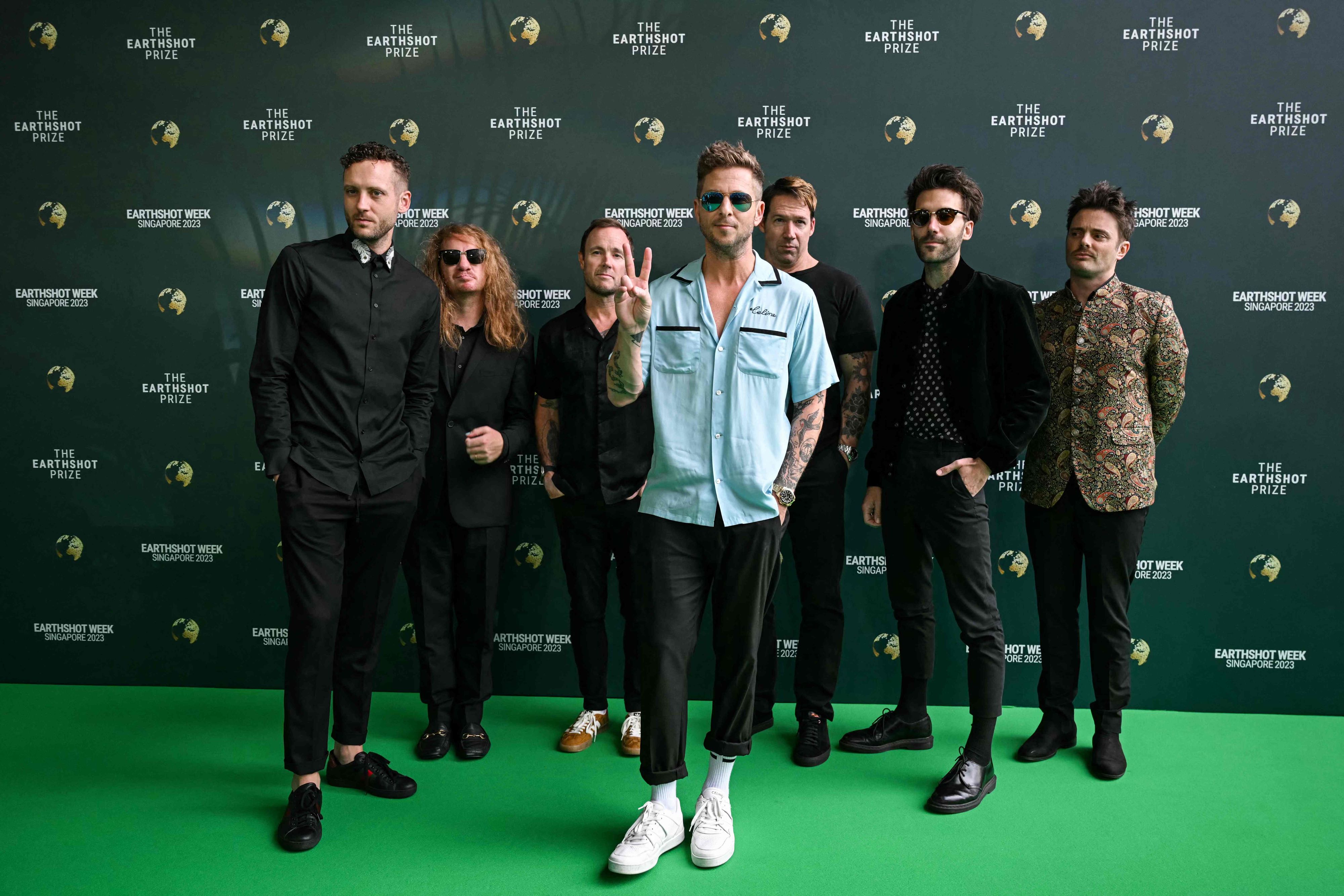 OneRepublic-Mitglieder Brent Kutzle, Drew Brown, Eddie Fisher, Ryan Tedder, Zach Filkins, Brian Willett and Tim Myers (v.l.) im Jahr 2023.