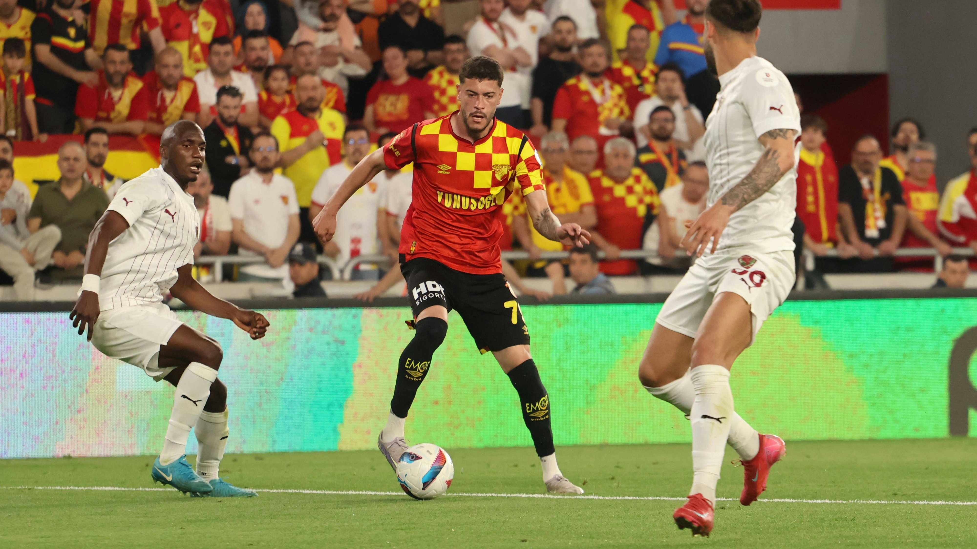 Heute.at - Leipzig findet Brasilien-Ersatz für Star-Stürmer