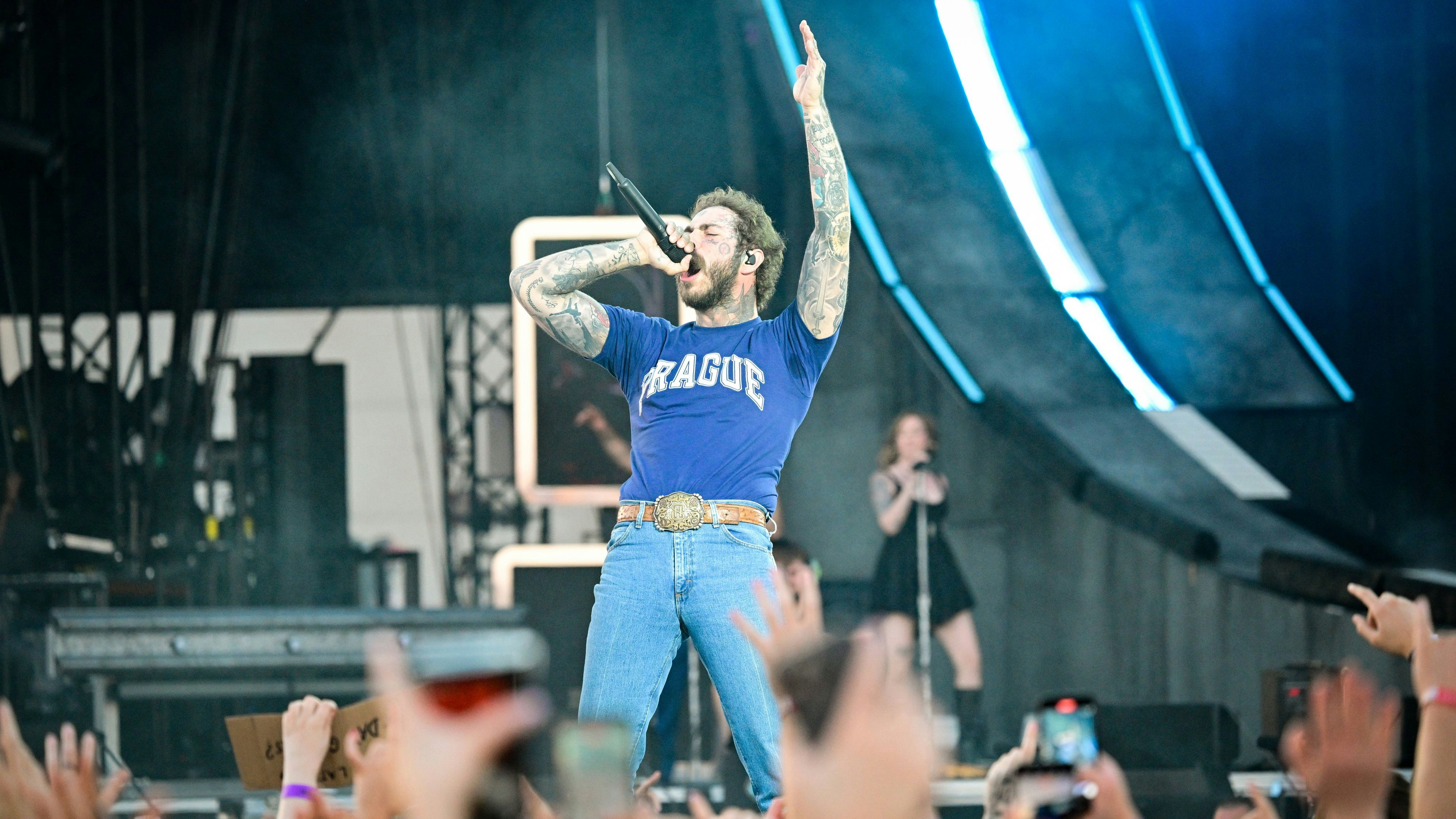 Heute.at - Nach Frequency! Post Malone spaziert durch Wien