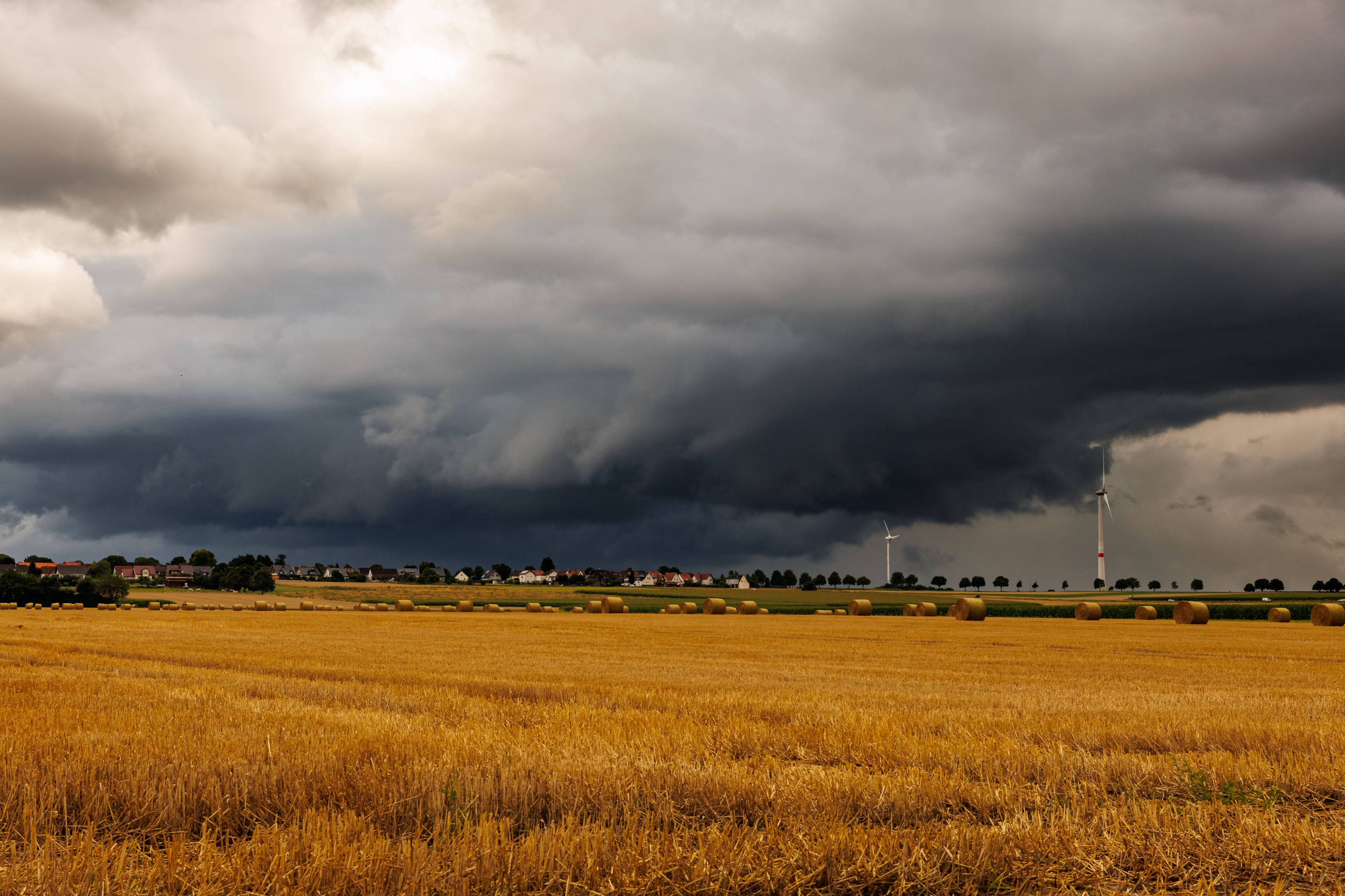 Österreich muss sich am Freitag stellenweise auf Gewitter und Regenschauer einstellen.