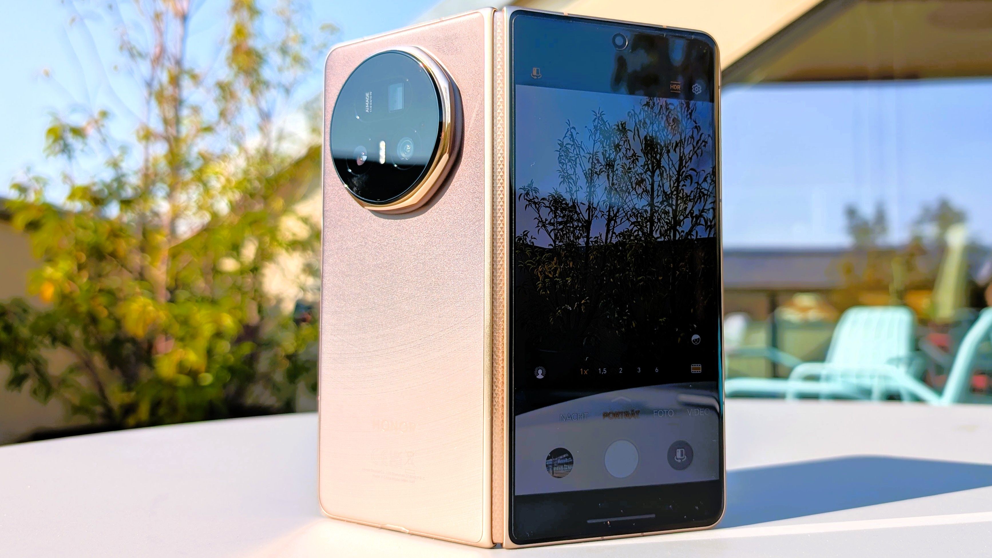 Das Honor Magic V5 ist ein bemerkenswerter Schritt nach vorn – nicht nur für die Marke Honor, sondern für den gesamten Foldable-Markt.