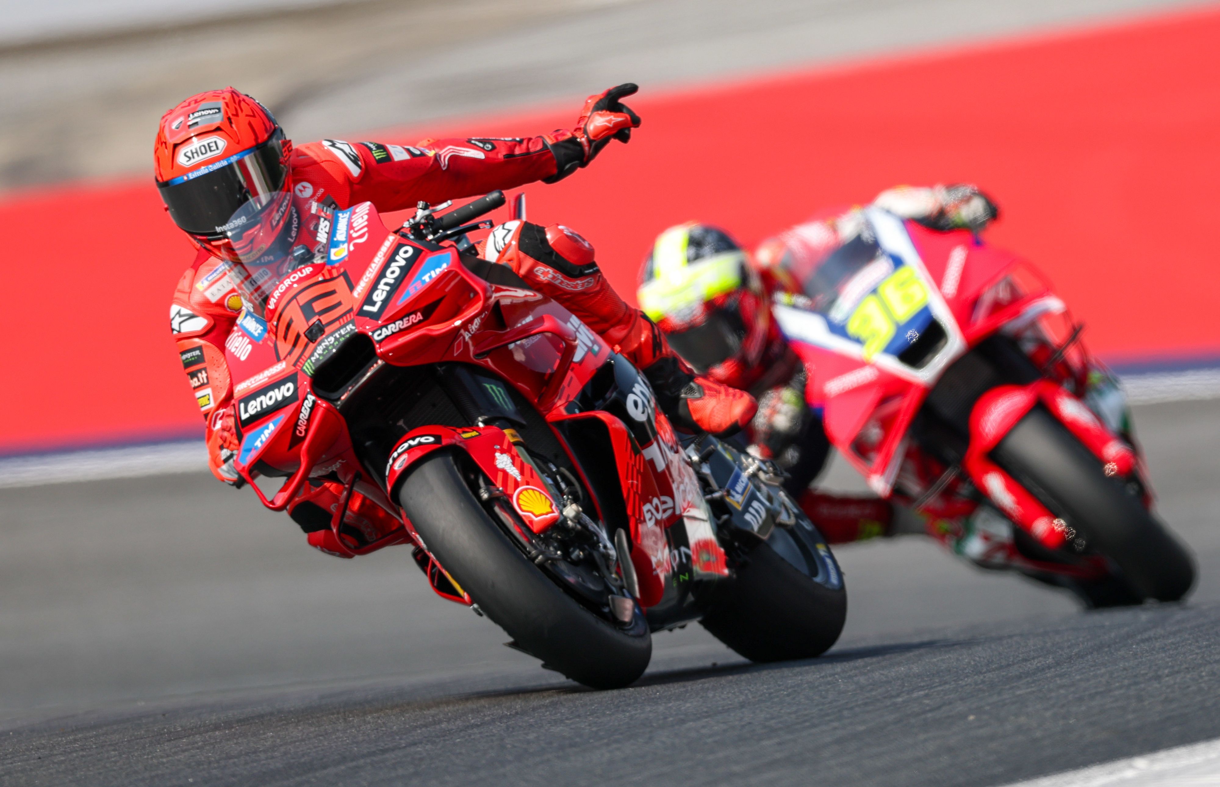 Marc Marquez siegt im Spielberg-Sprint.