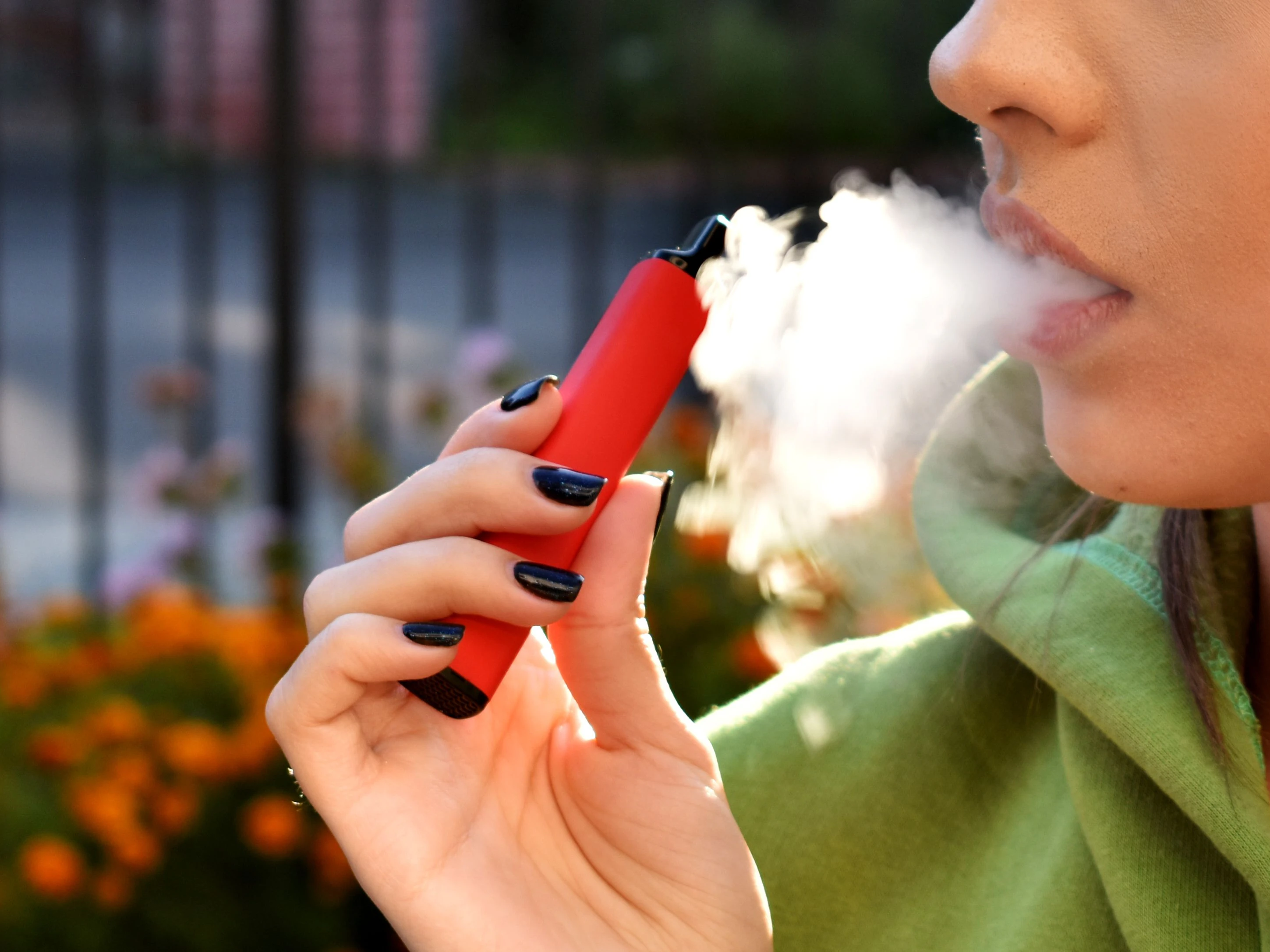Nur noch in Trafik erhltlich Ab sofort: Verbot von Vapes und Snus in Automaten | Heute.at Nur noch in Trafik erhltlich Ab sofort: Verbot von Vapes und Snus in Automaten | Heute.at