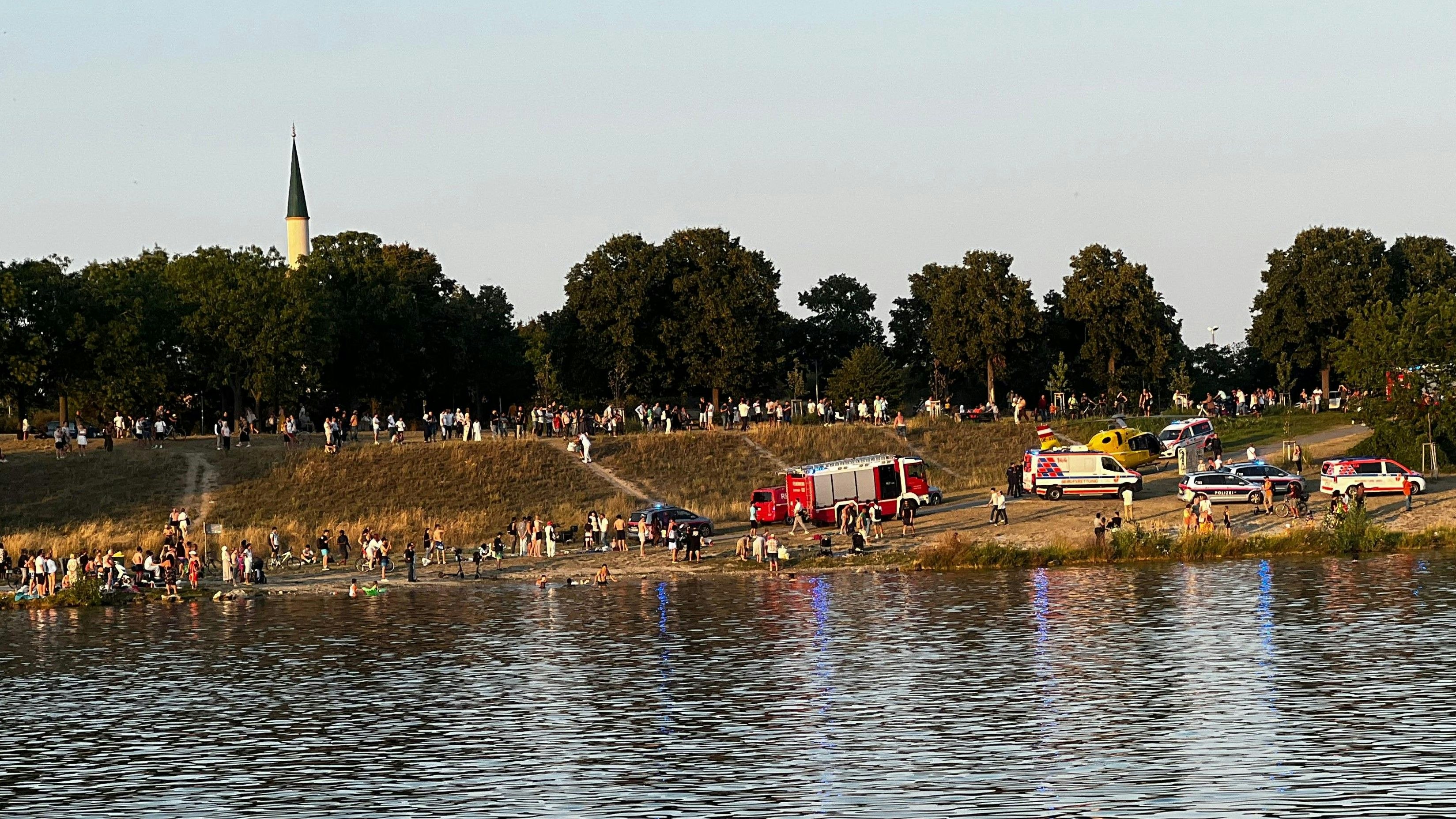 Heute.at - Bub (9) minutenlang unter Wasser – er ringt mit dem Tod