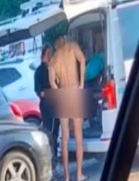 Besonders auffällig waren ein nackter Tourist in Cortina.