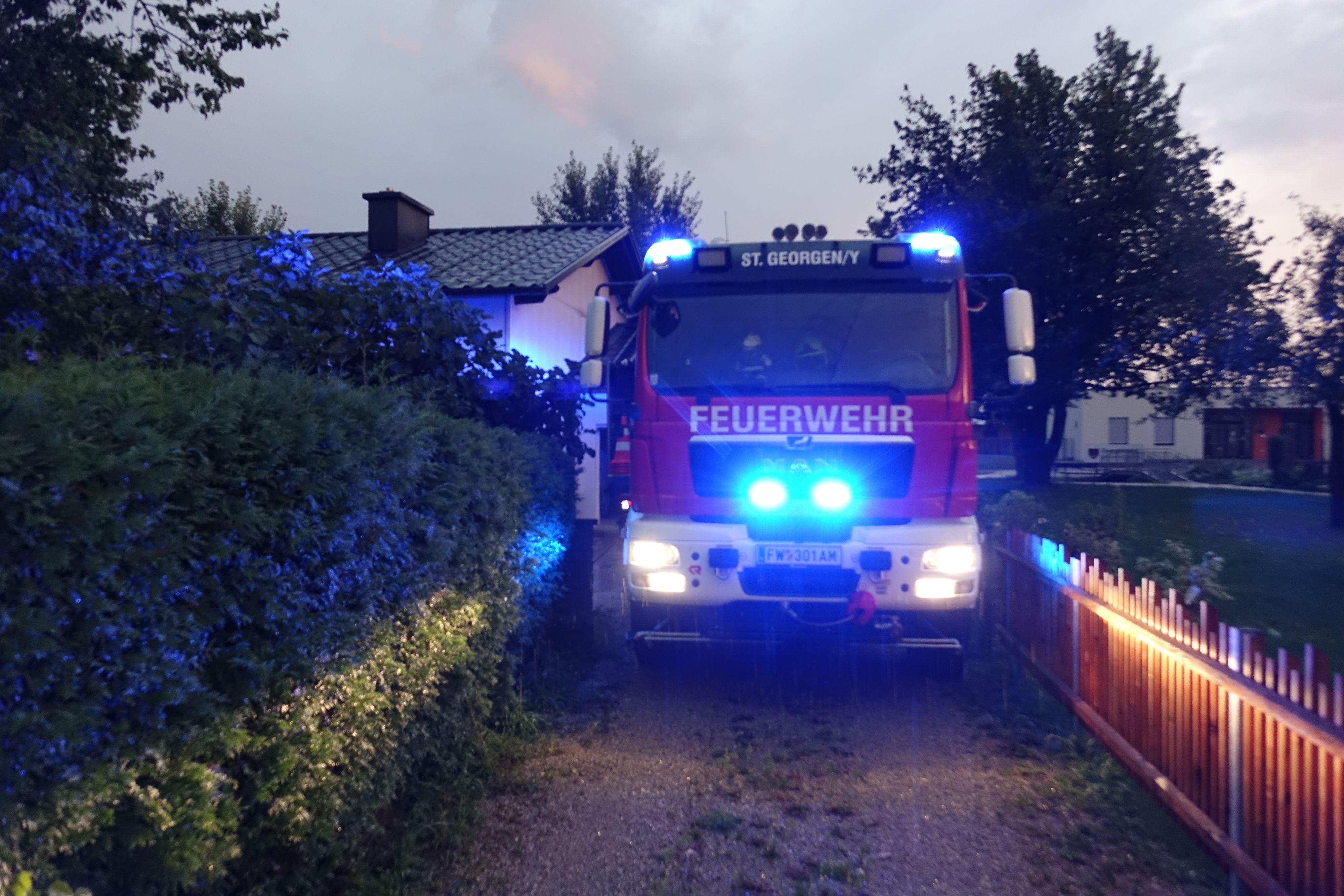 Schweres Unwetter mit Hagel forderte Feuerwehren (Archivfoto aus NÖ).