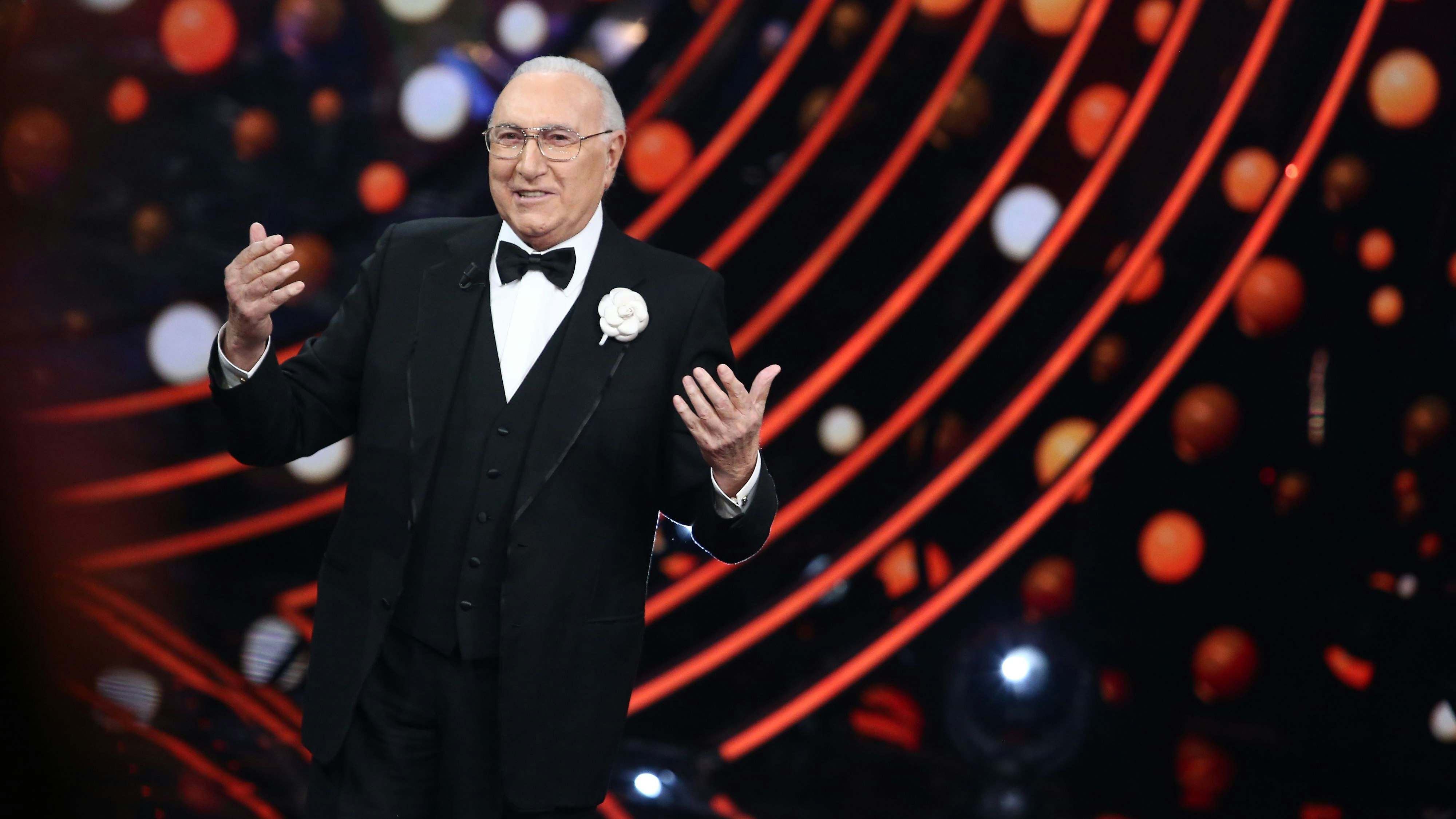 Pippo Baudo bei einem Show-Auftritt 2018.