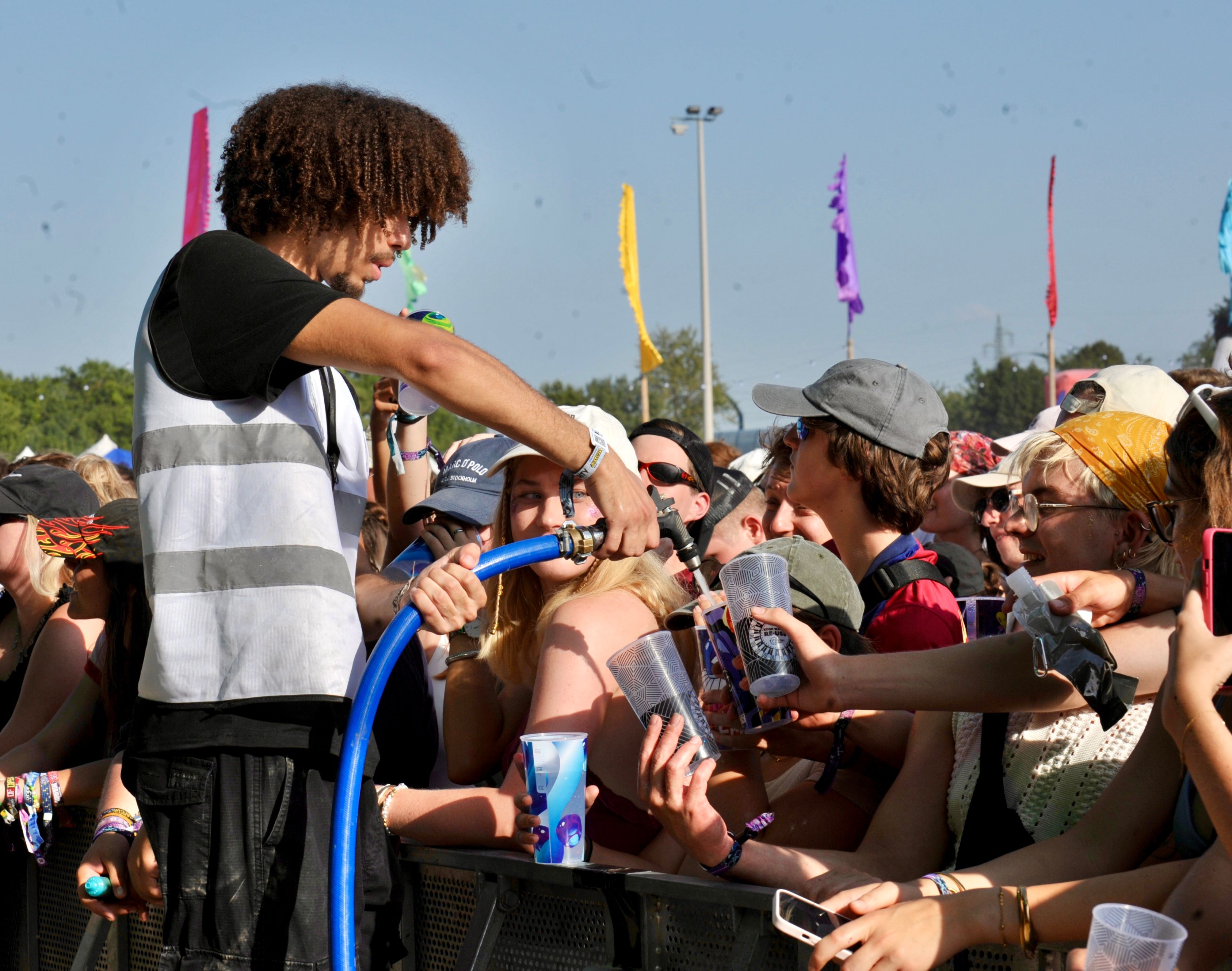 Die Mitarbeiter sorgten für ausreichend Wasser und Erfrischung.