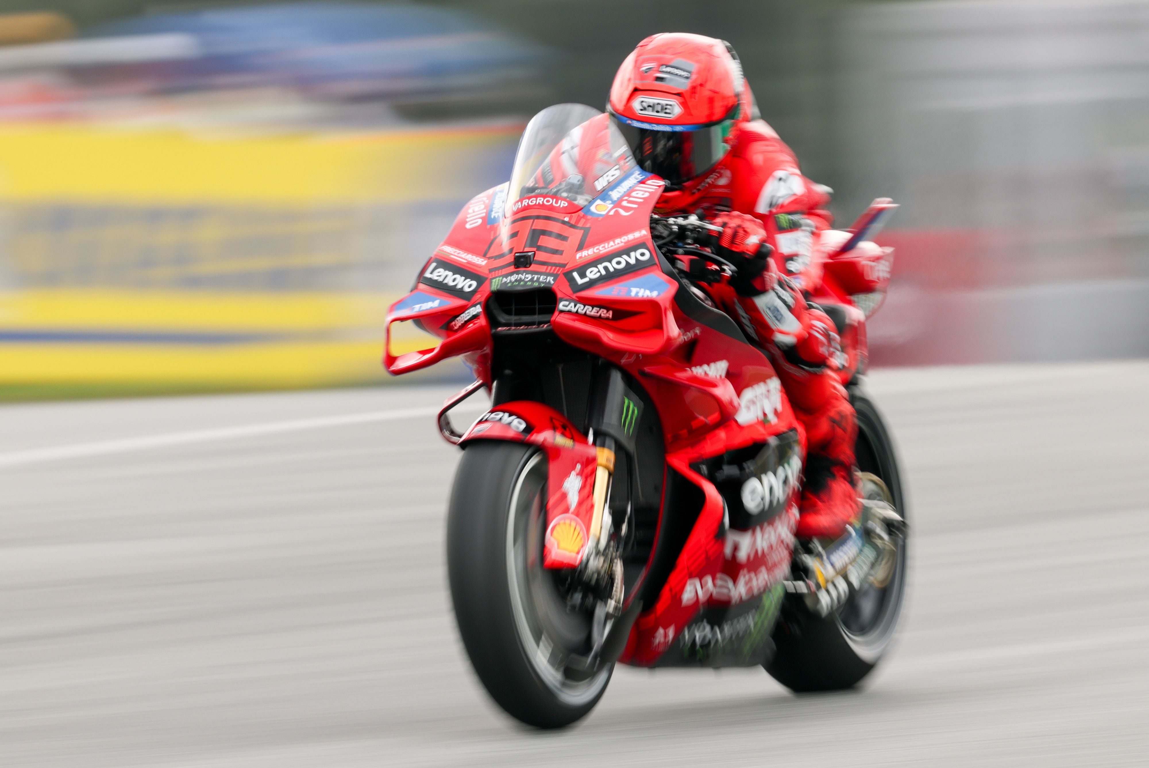 Marc Marquez rast in Spielberg zum Doppel.