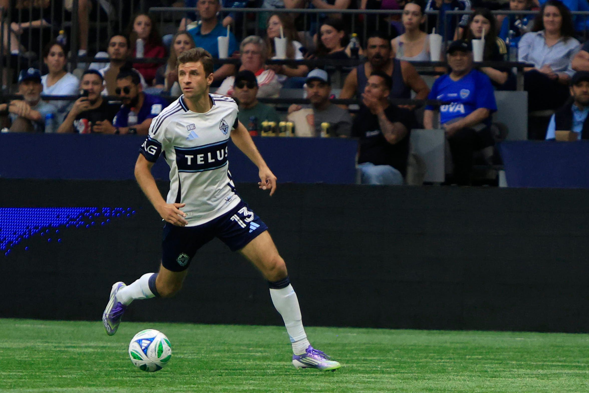 Ein ungewohntes Bild: Thomas Müller im Dress der Vancouver Whitecaps.