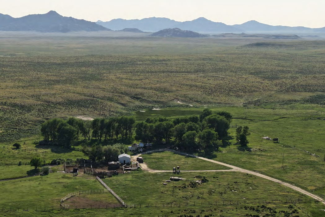 Diese Ranch im US-Bundesstaat Wyoming ist fast so groß wie das Burgenland.