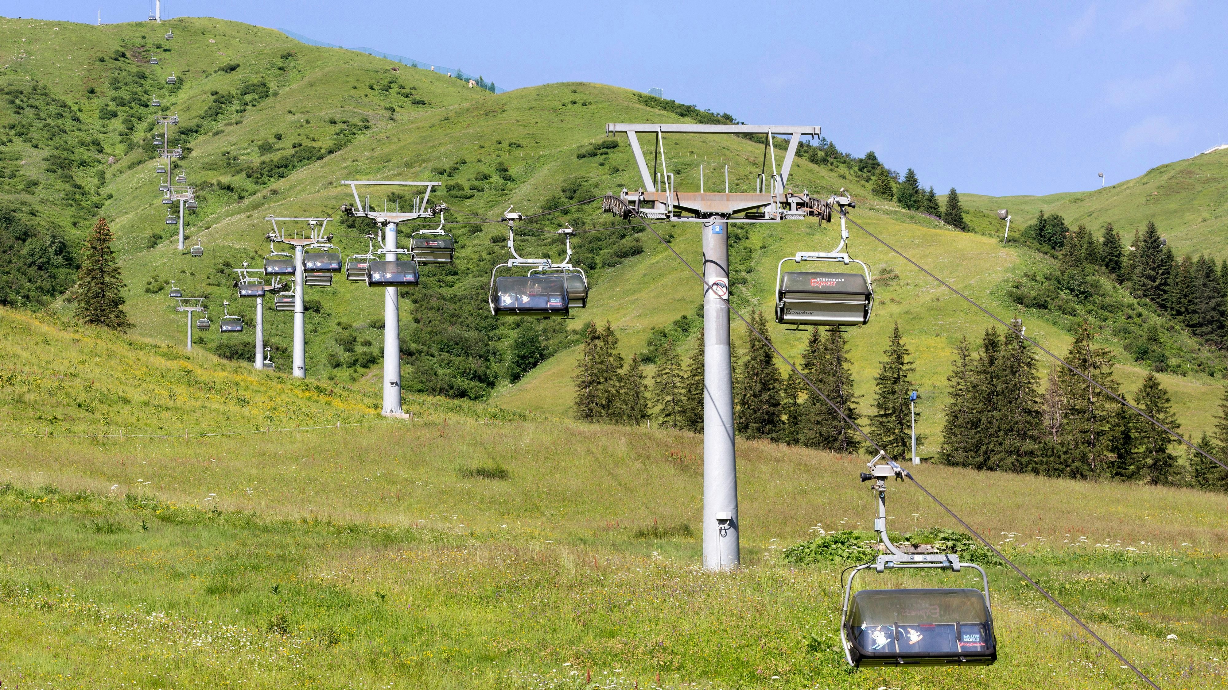 Heute.at - Österreich-Firma baut Seilbahnen in Kirgisistan