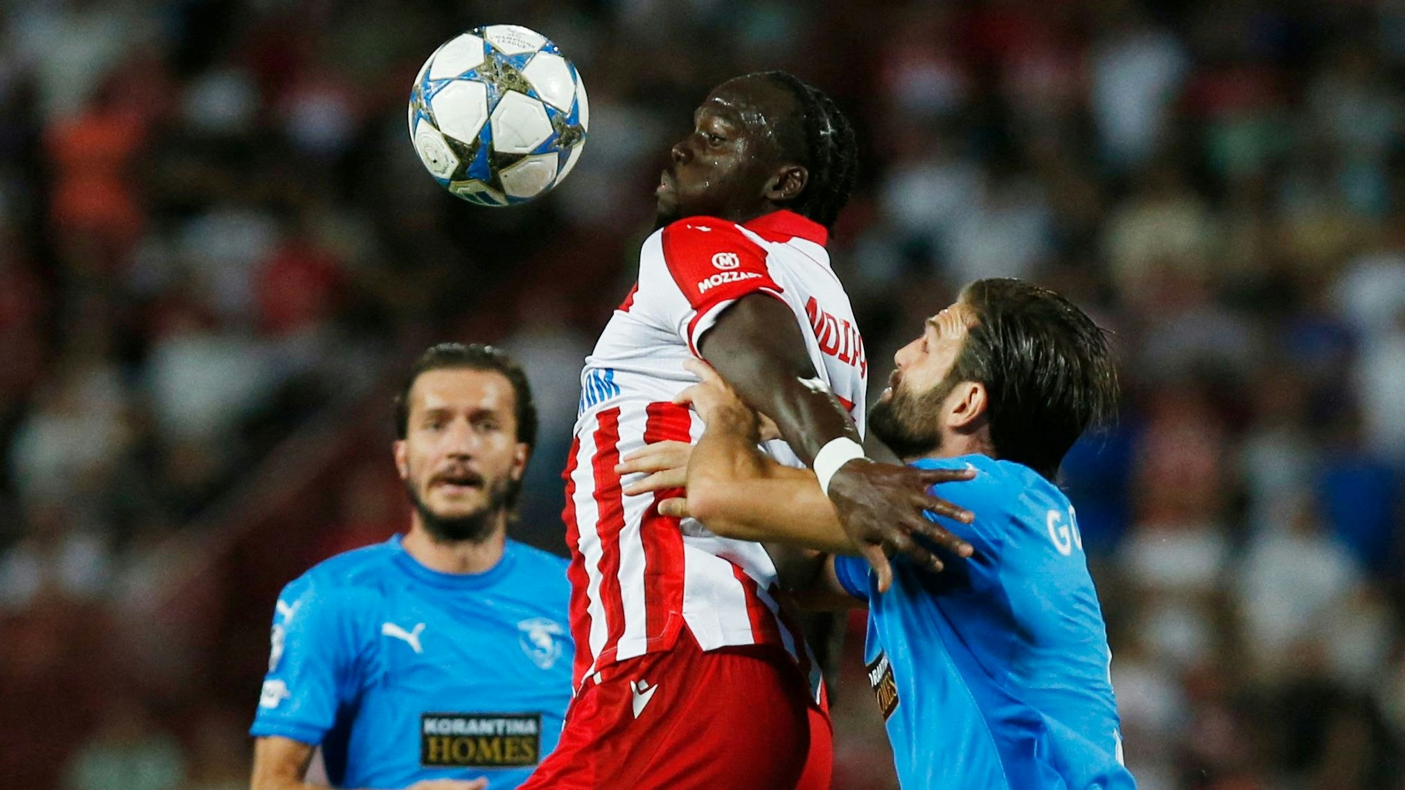 Roter Stern Belgrad im Duell mit Paphos aus Zypern. 