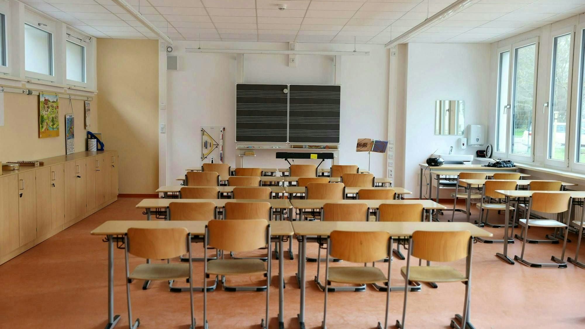 Heute.at - Polizeieinsatz an Schule – Mutter verteidigt Sohn