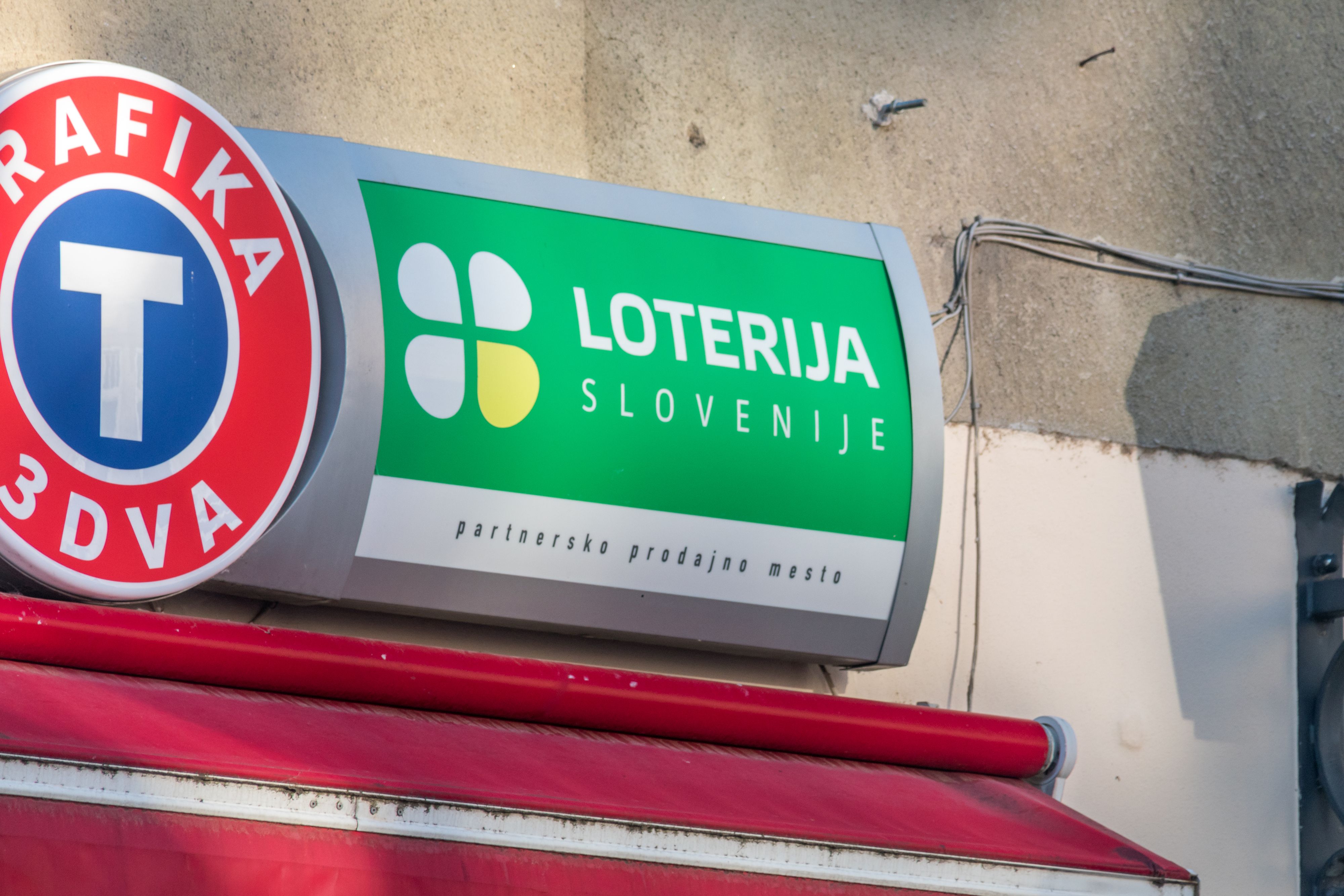 Die Slowenischen Lotterien suchen einen Millionen-Gewinner.