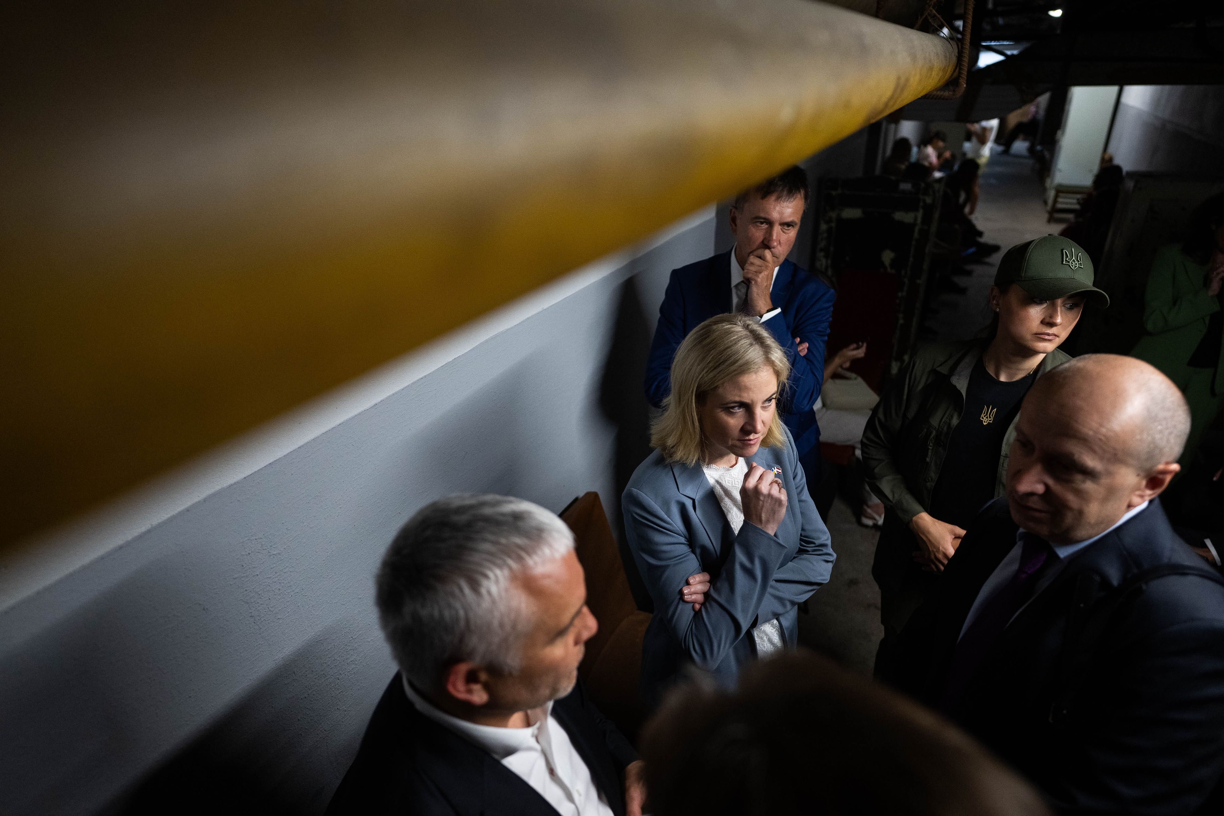 Außenministerin Beate Meinl-Reisinger im Luftschutzbunker