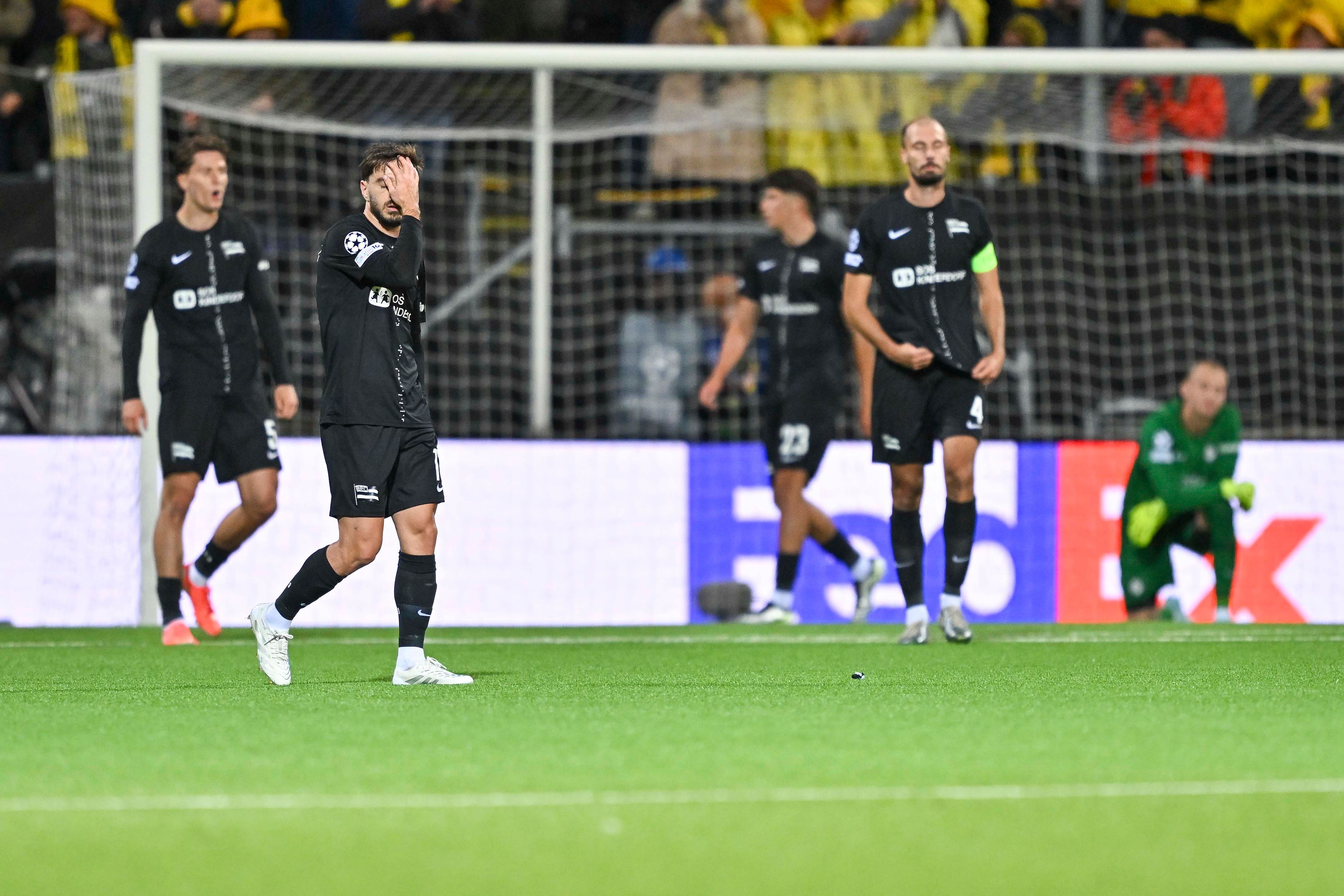Sturm Graz fassungslos. Nach dem 0:5 bei Bodö Glimt hingen die Köpfe. 