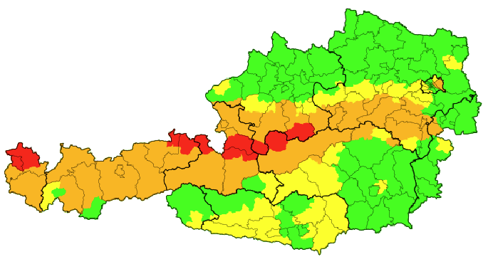 Die aktuelle Unwetter-Warnkarte: Entlang des Alpenhauptkamms wird viel Regen erwartet, im Süden sind auch Hagelgewitter möglich