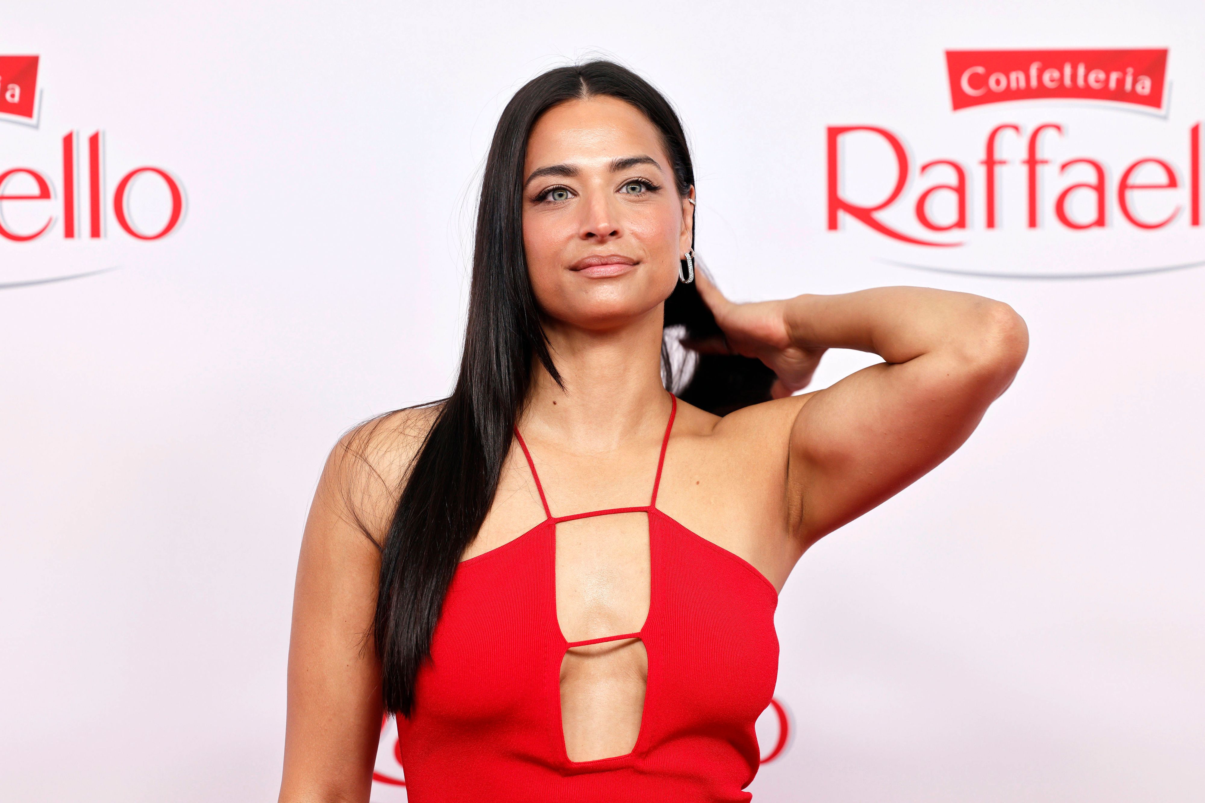 Trotz des Einzuges ins neue Haus ist Amira Aly dennoch zutiefst traurig. 