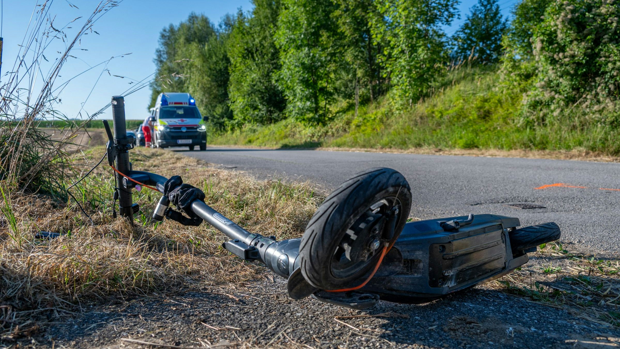 Heute.at - Schon wieder E-Scooter-Drama – Bub (12) schwer verletzt