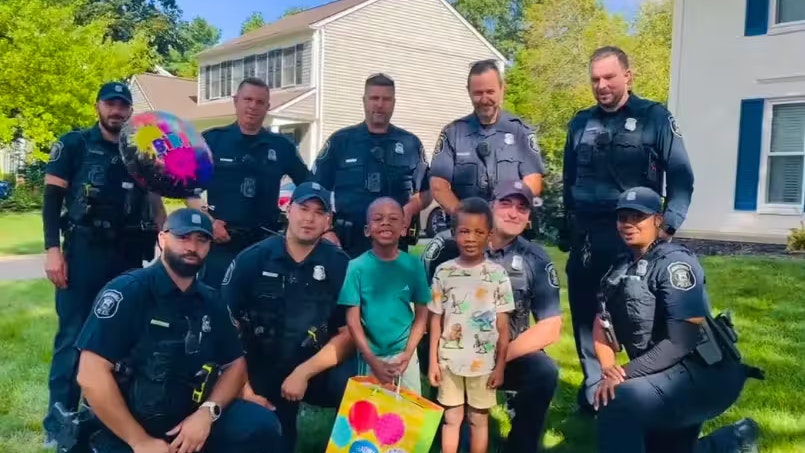 Heute.at - Malheur beschert Brüdern unvergesslichen Geburtstag